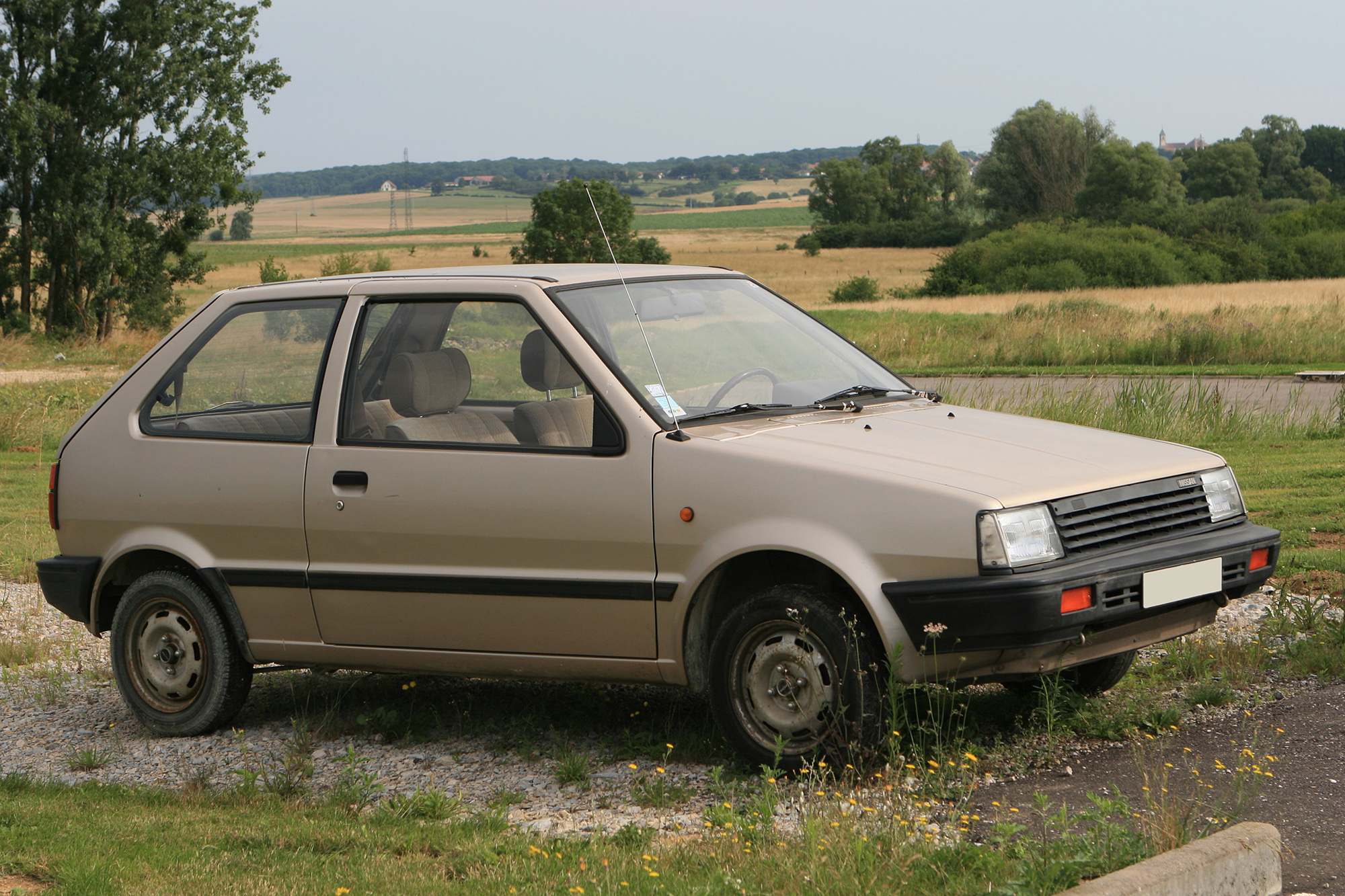 Nissan Micra 1
