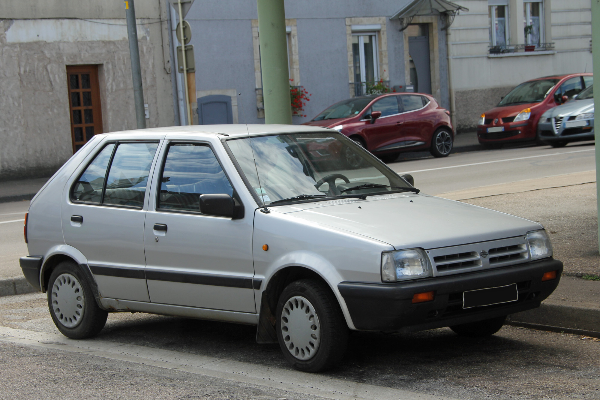 Nissan Micra 1