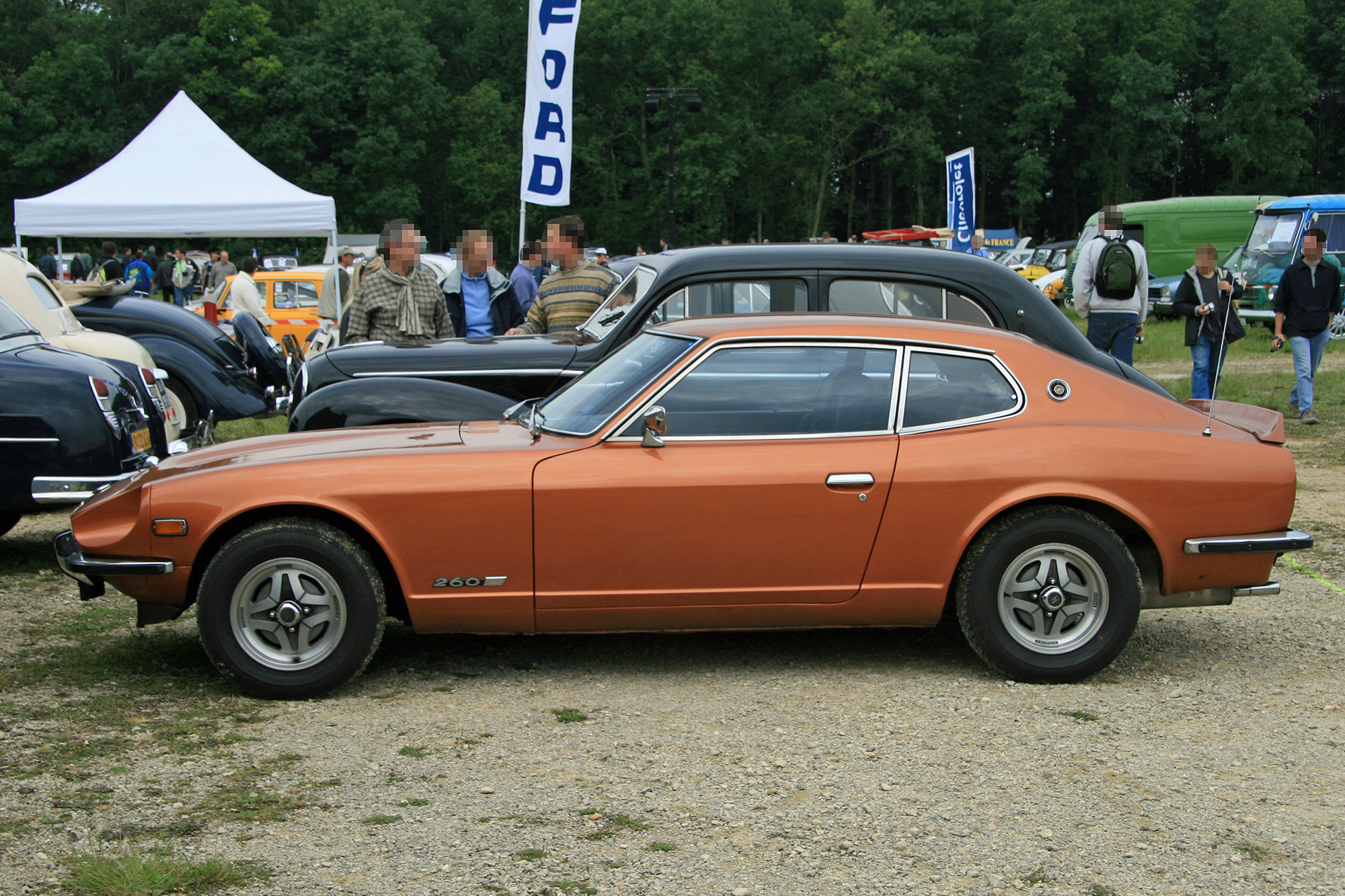 Nissan  260Z