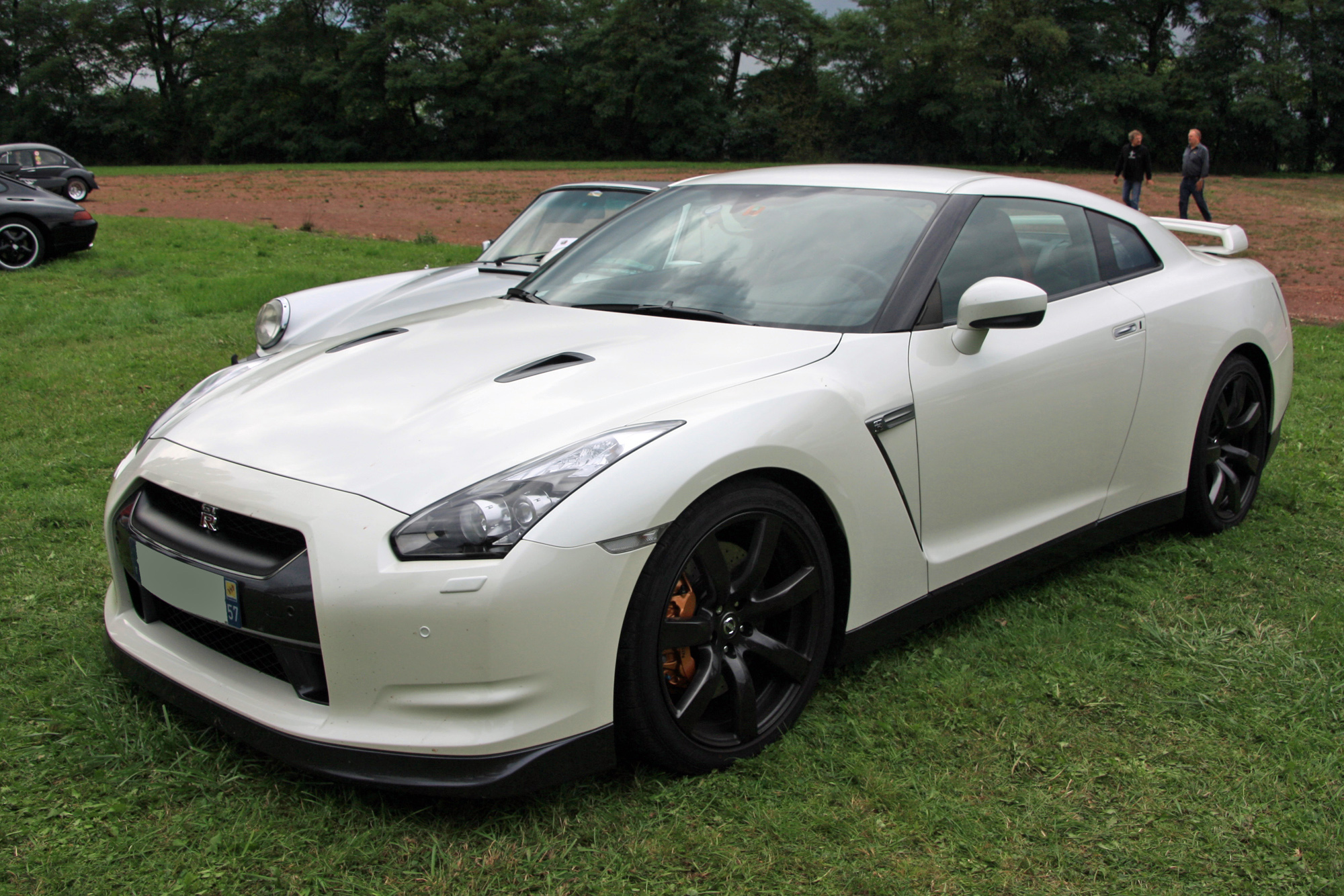 Nissan GT-R