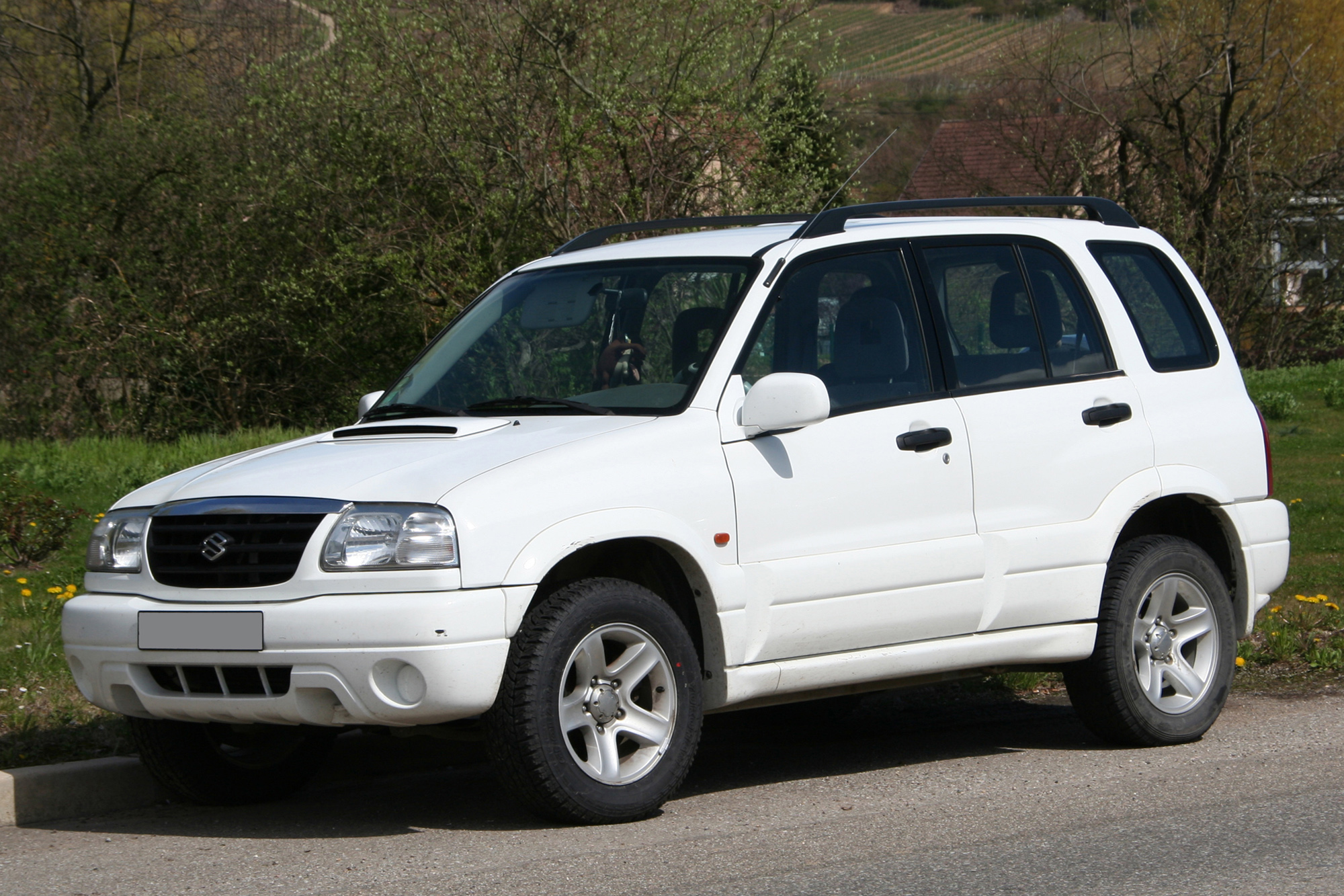 Suzuki  Grand Vitara 1