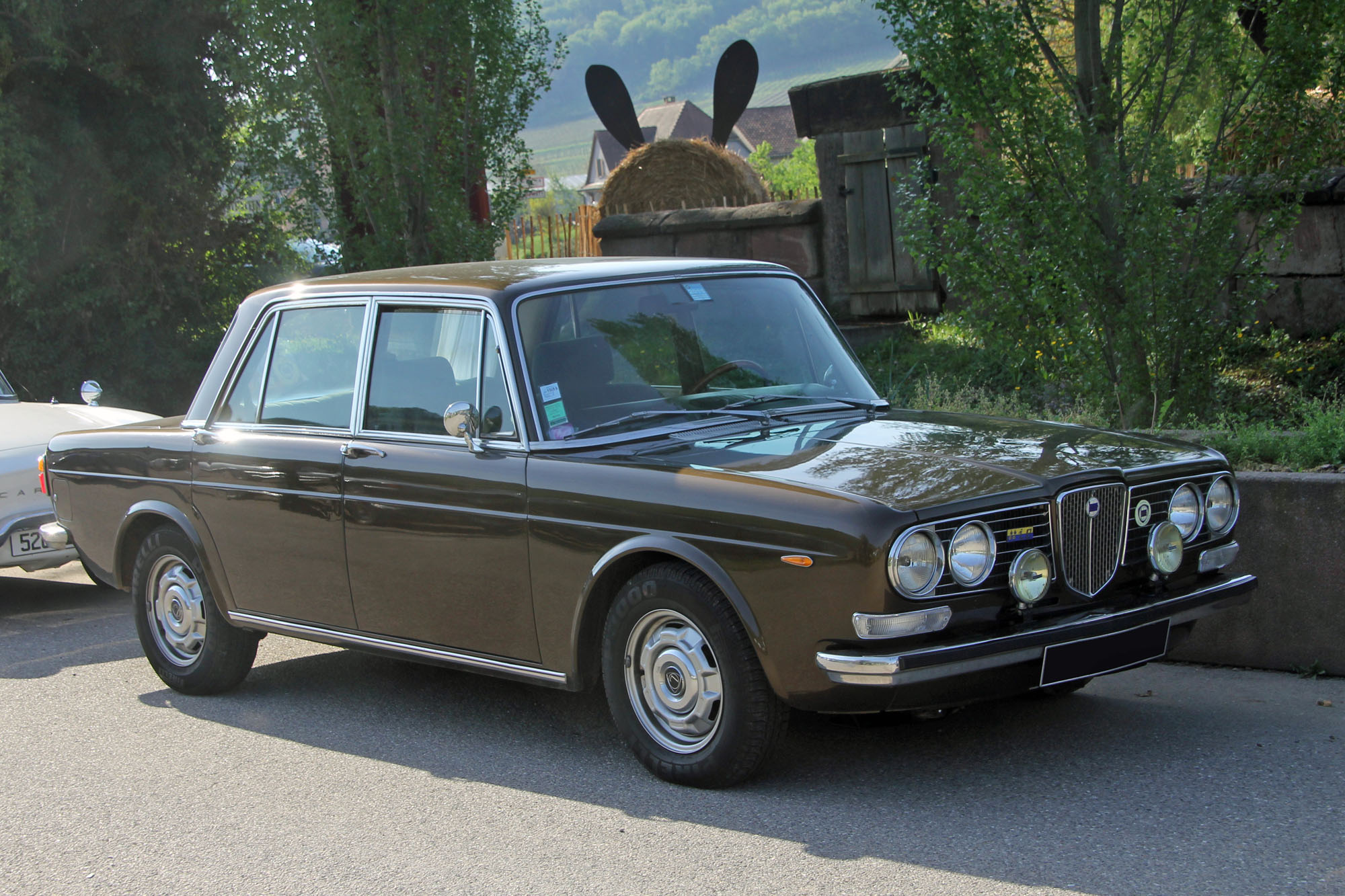 Lancia  2000