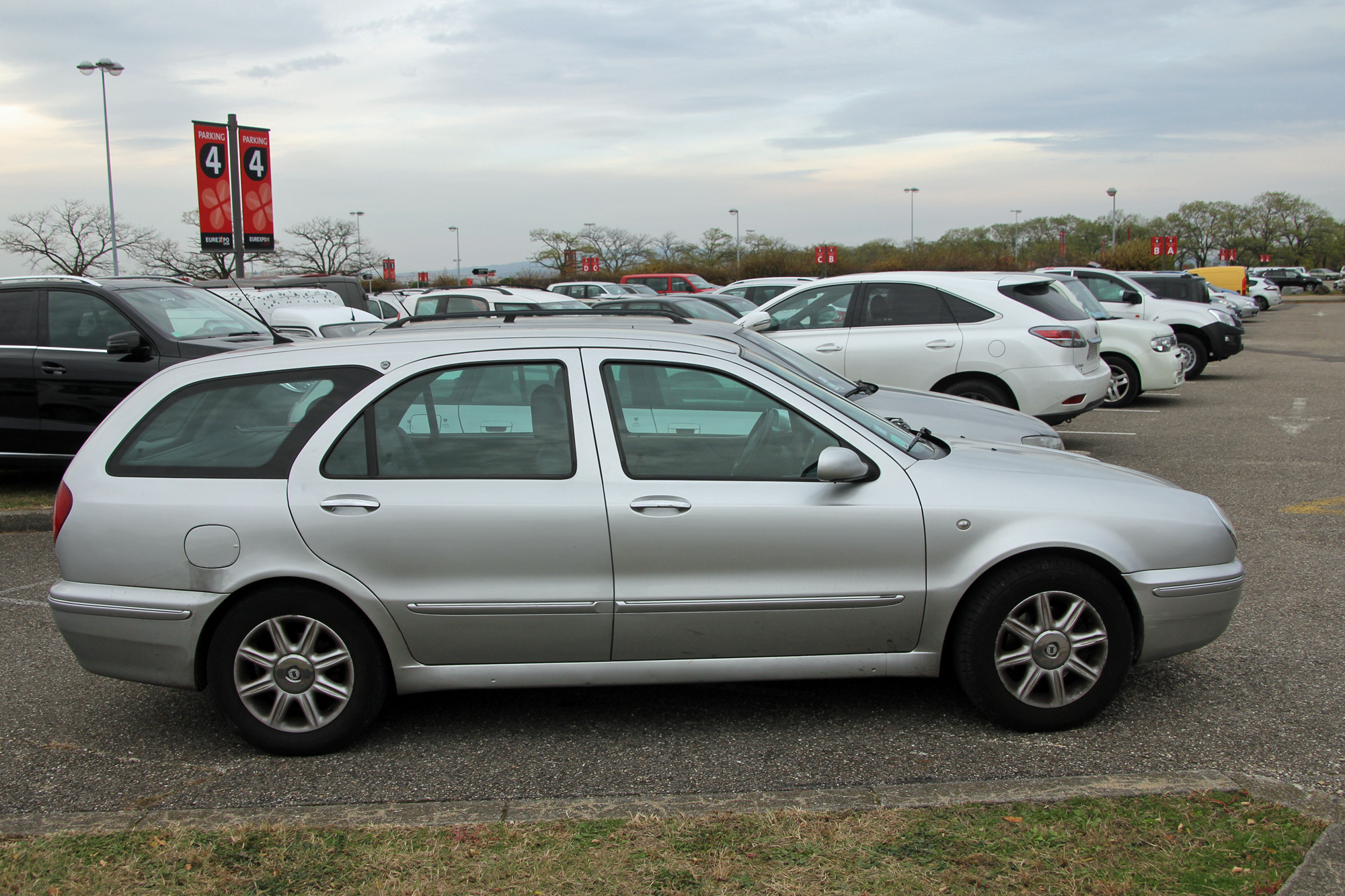 Lancia Lybra
