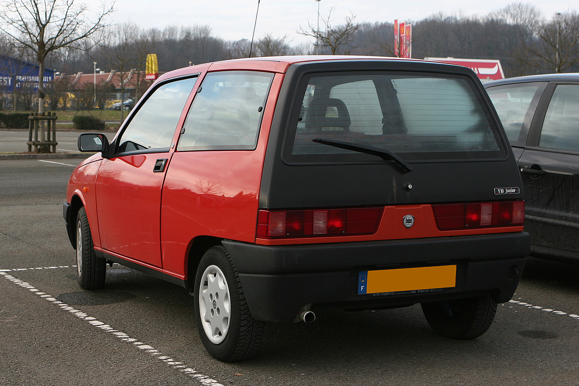 Lancia Y10
