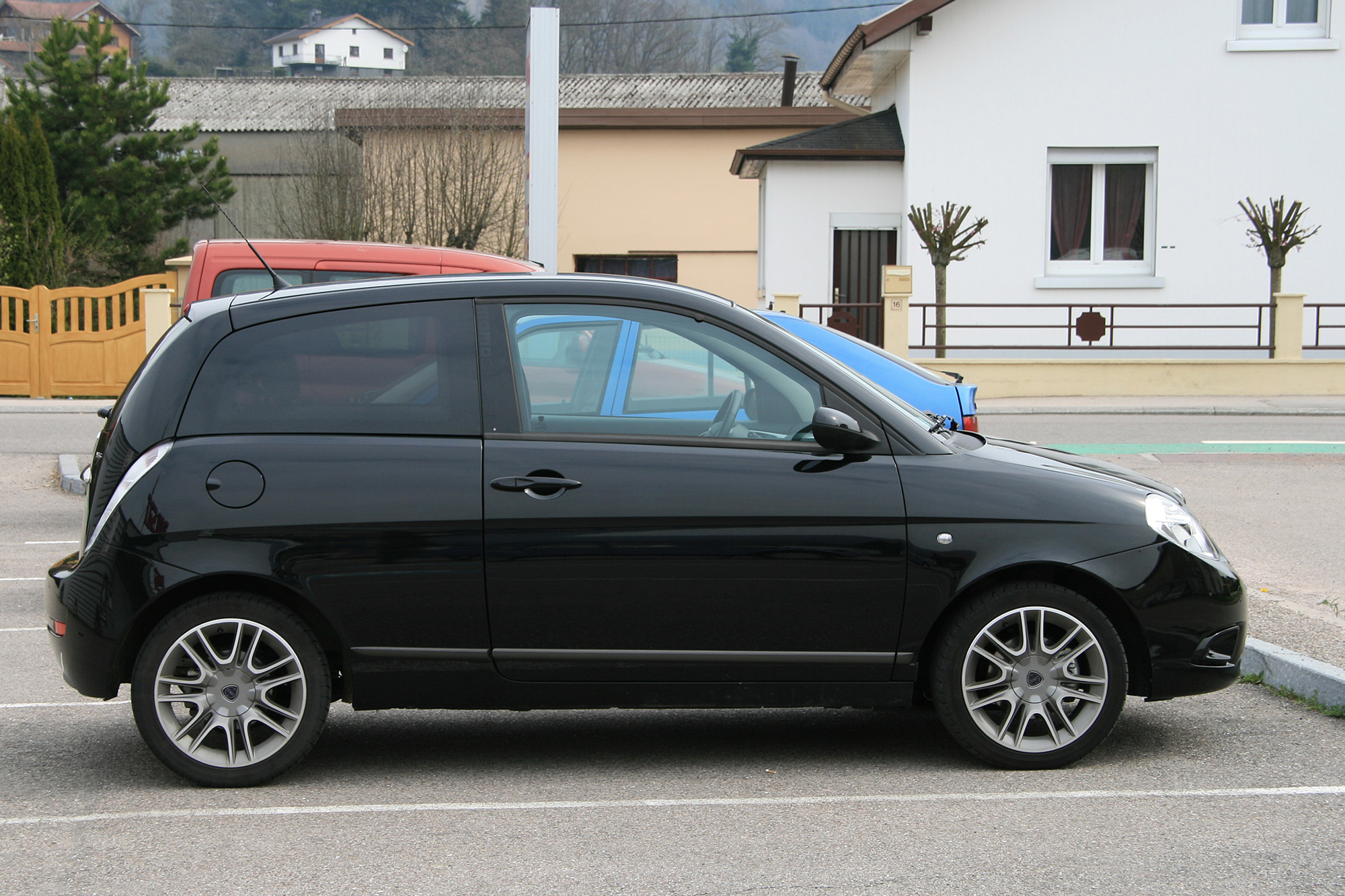 Lancia Ypsilon 2