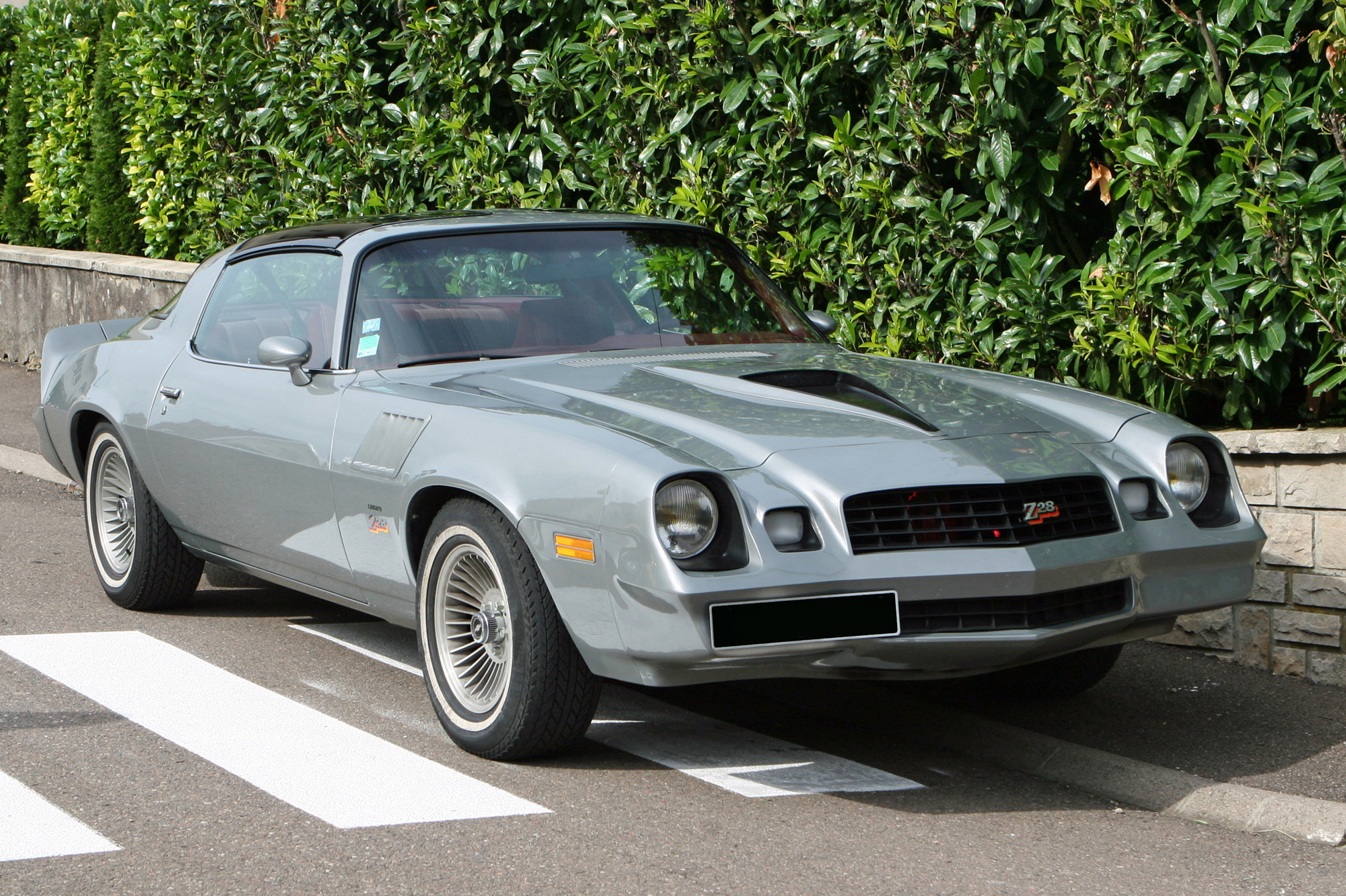 Chevrolet Camaro 2