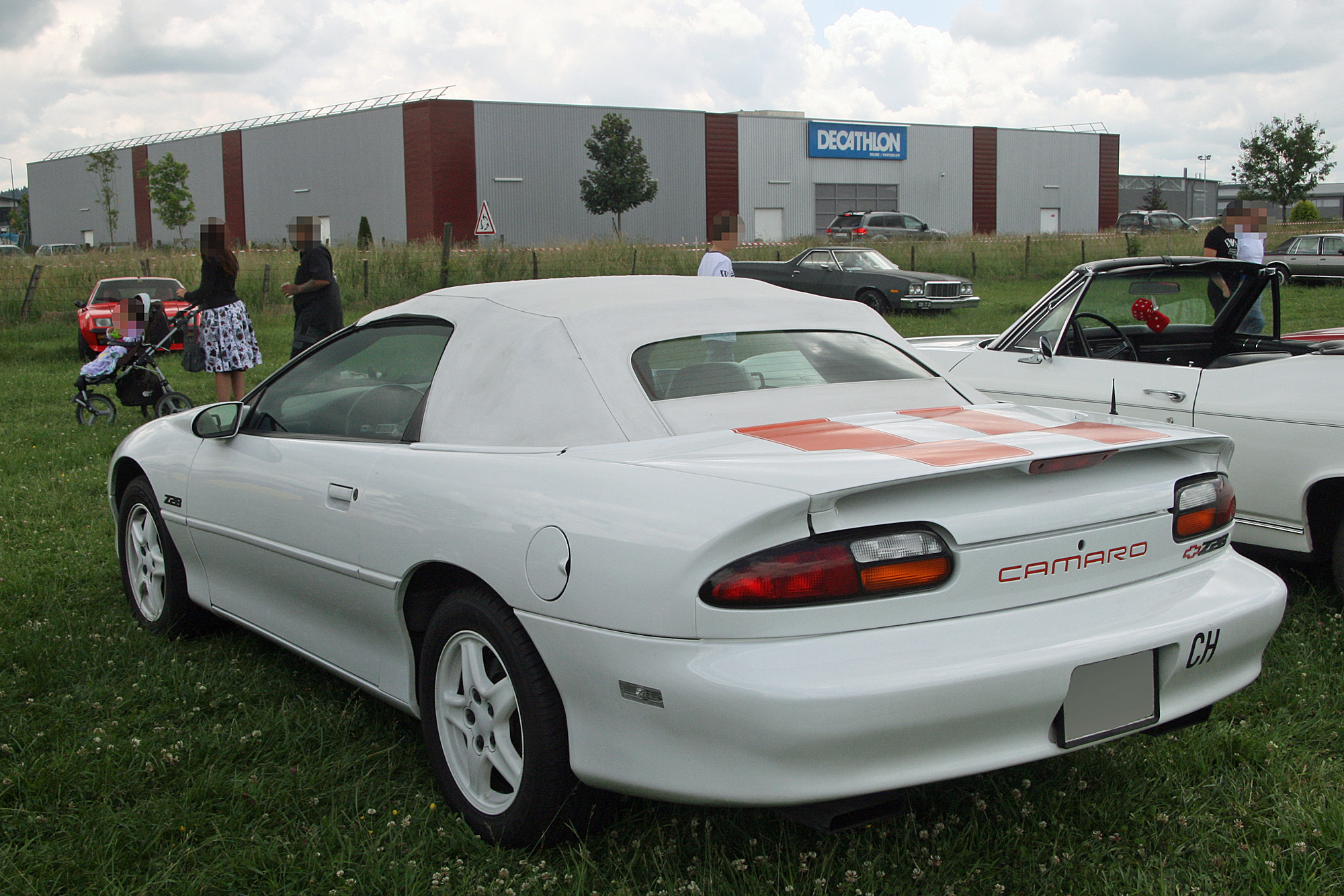 Chevrolet Camaro 4