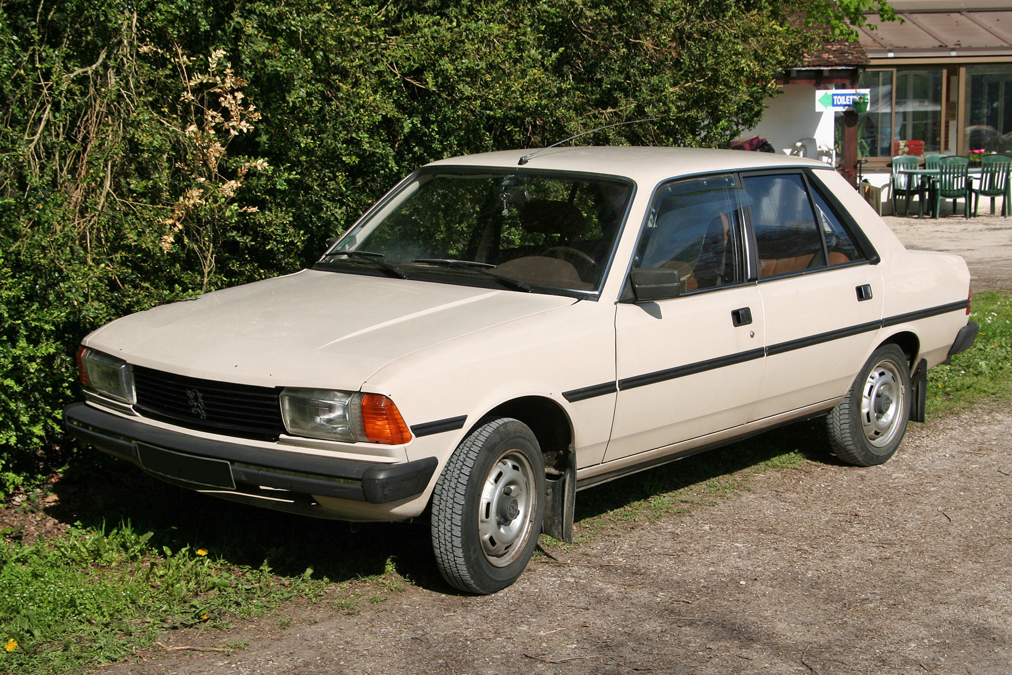 Peugeot 305 phase 1