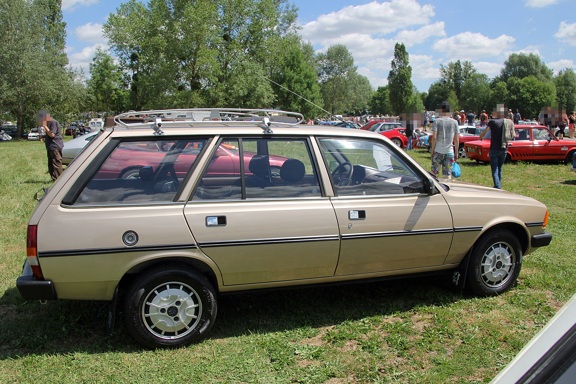 Peugeot 305 phase 1