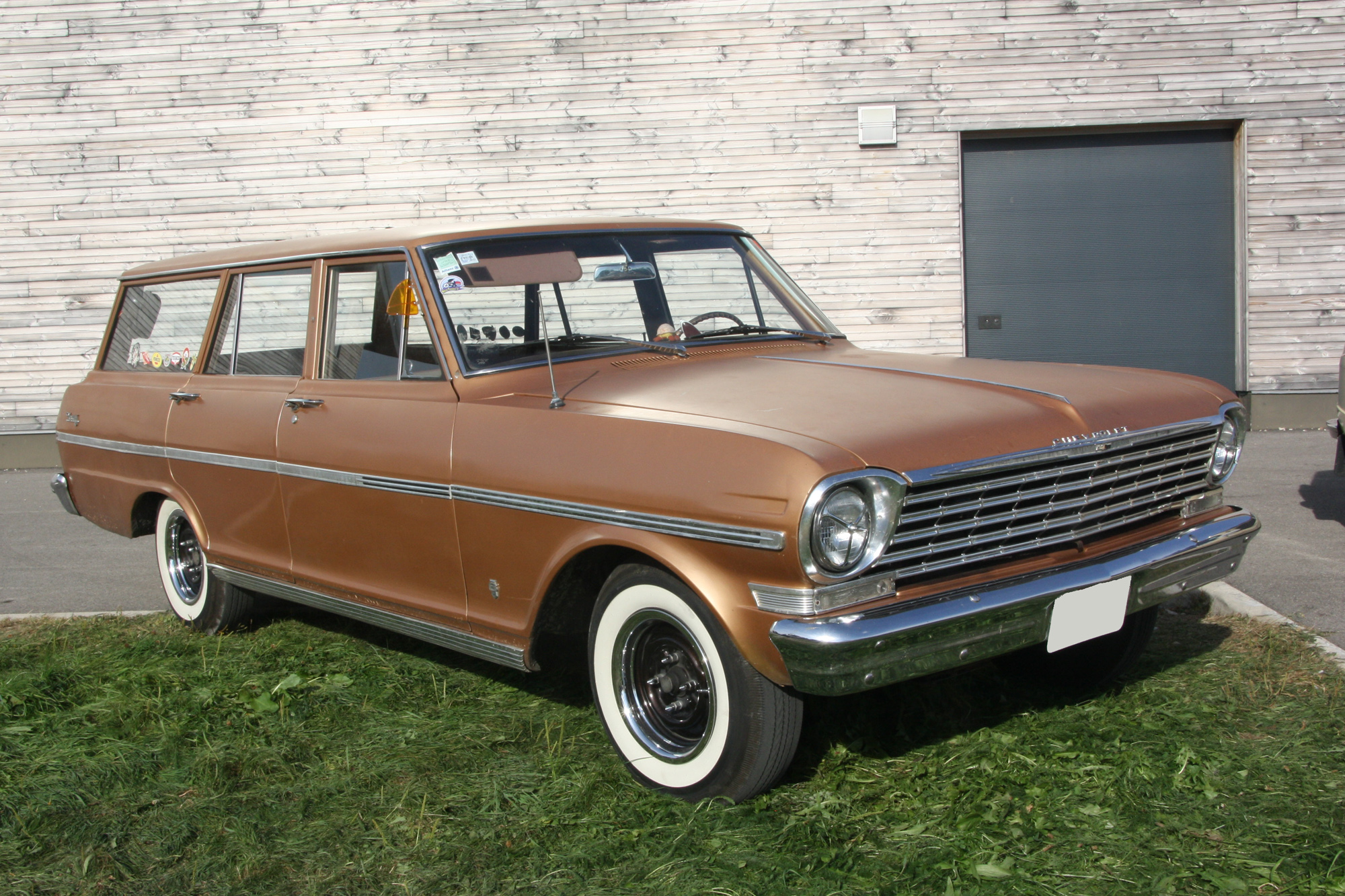 Chevrolet Nova 1