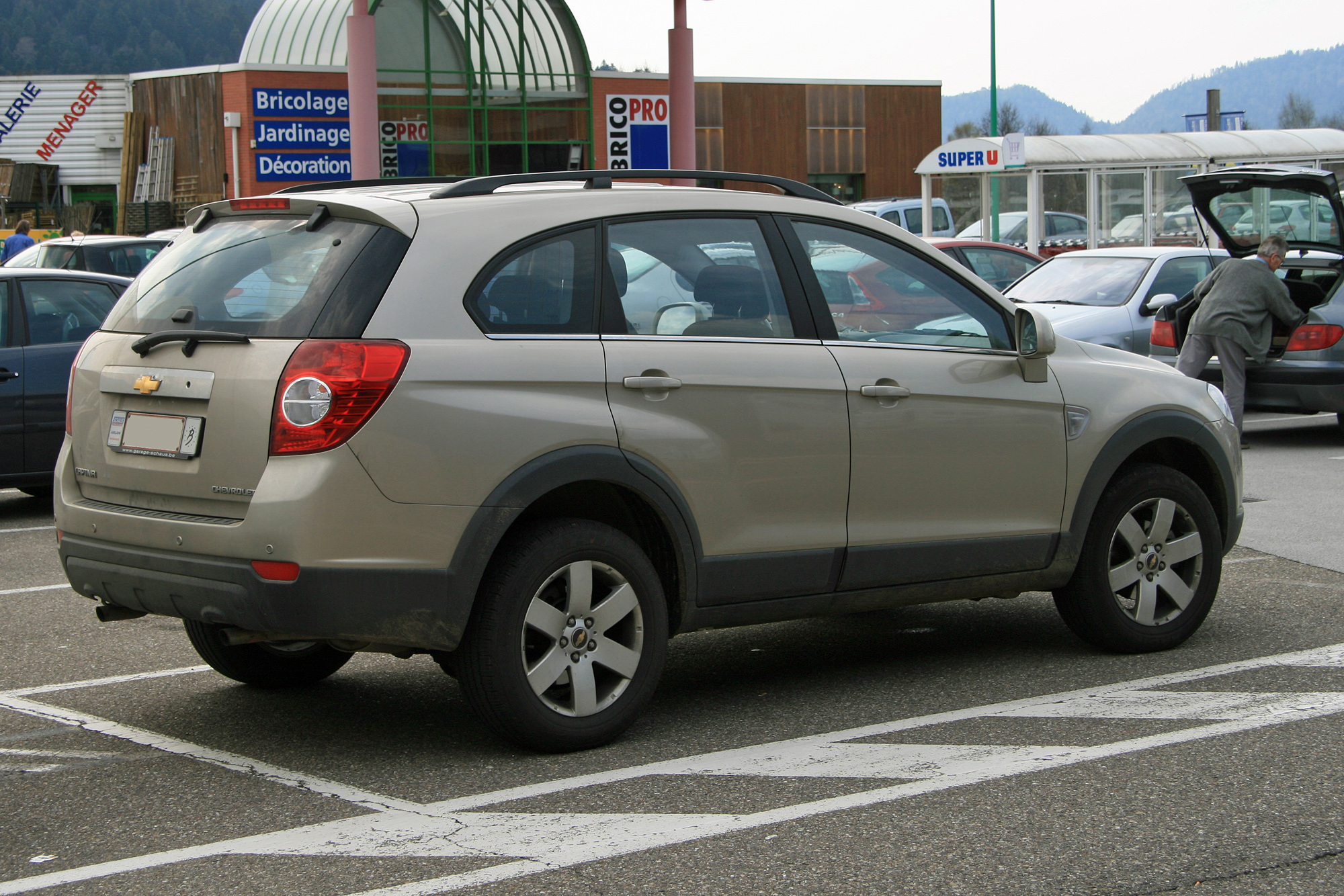 Chevrolet Captiva 1