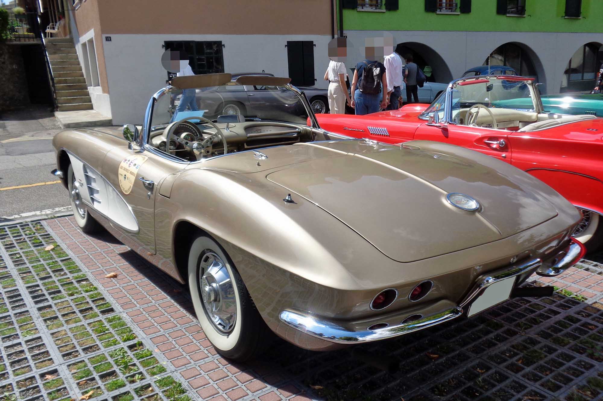 Chevrolet  Corvette C1