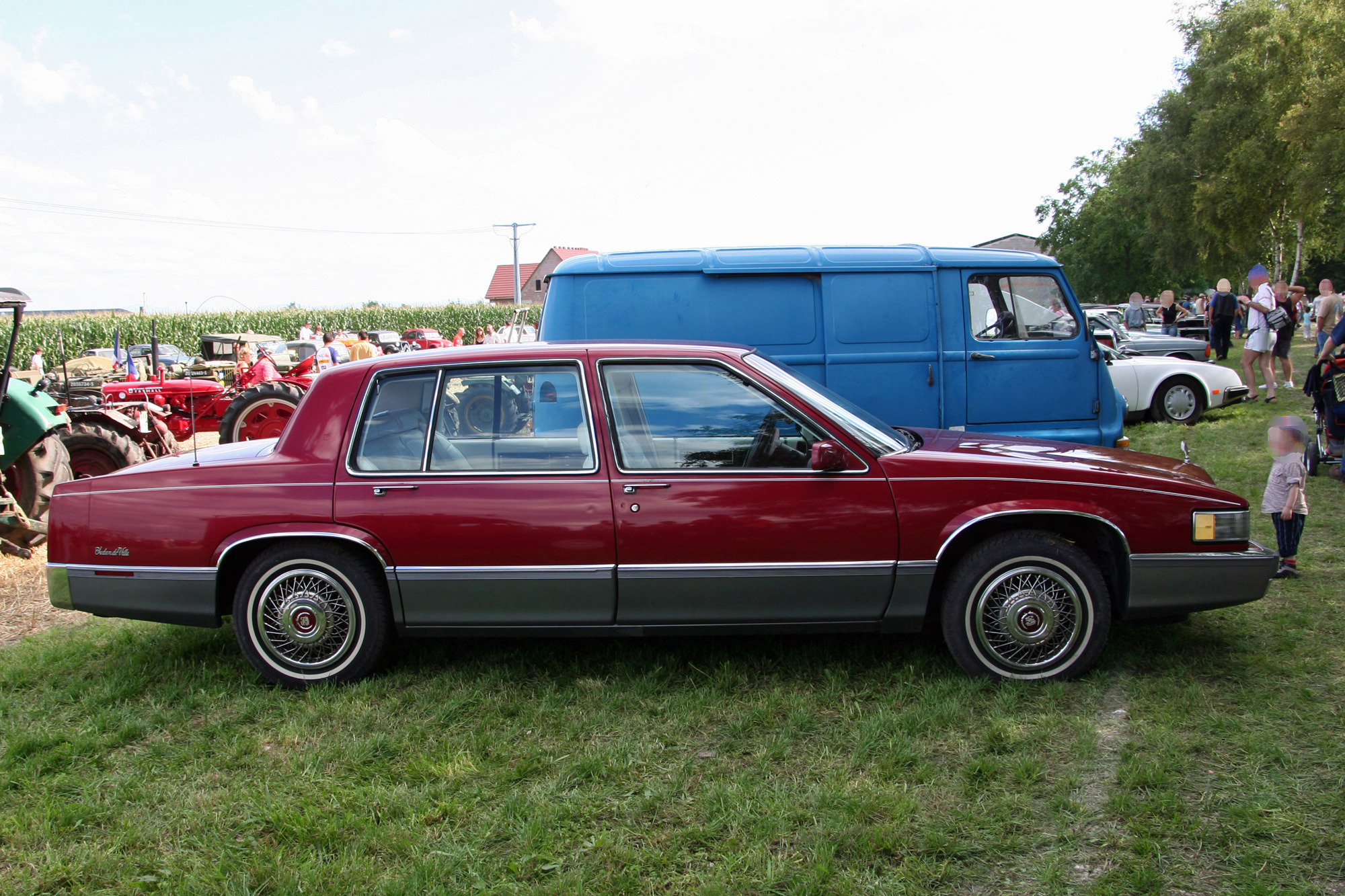 Cadillac Deville 13