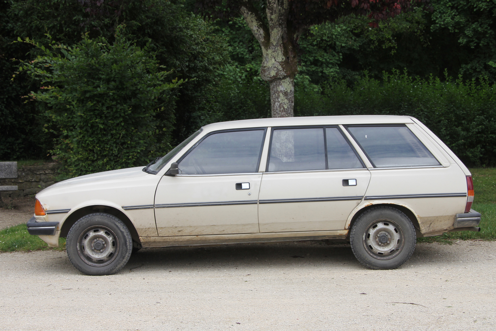 Peugeot 305 phase 2