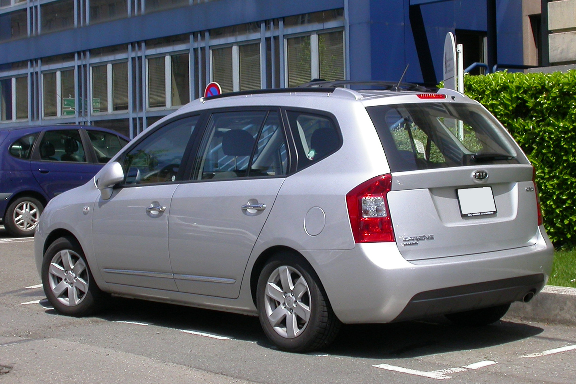 Kia Carens 2