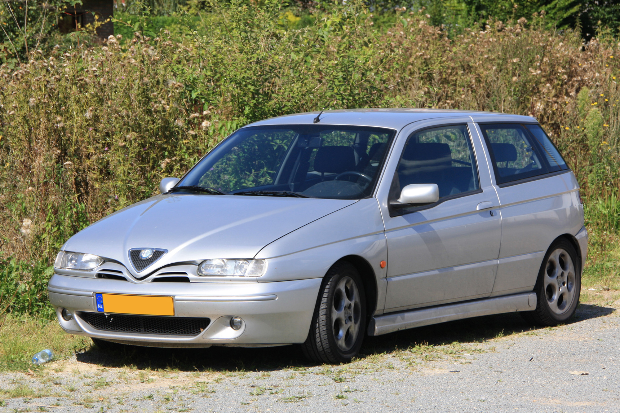 Alfa Romeo 145