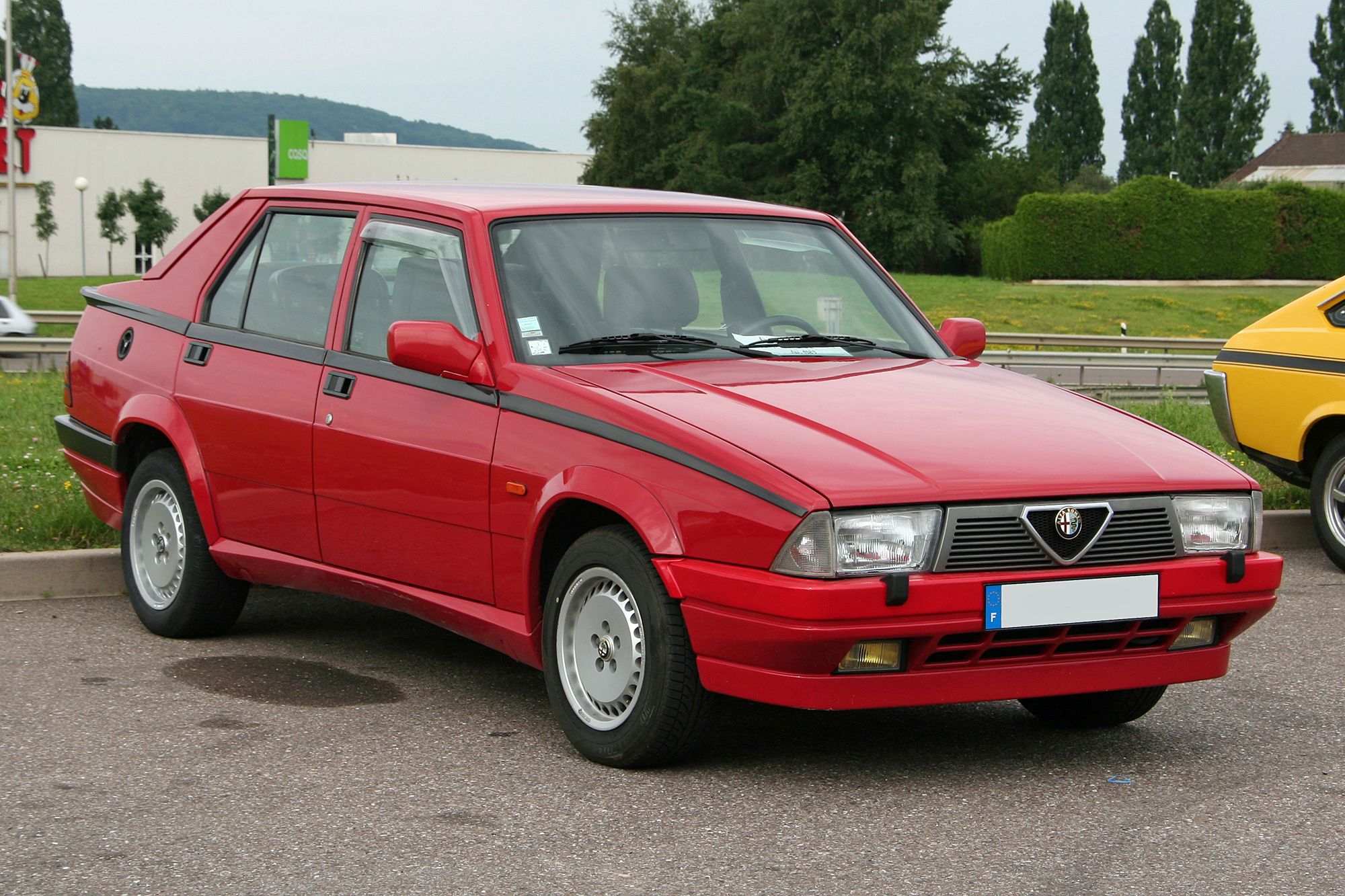 Alfa Romeo 75