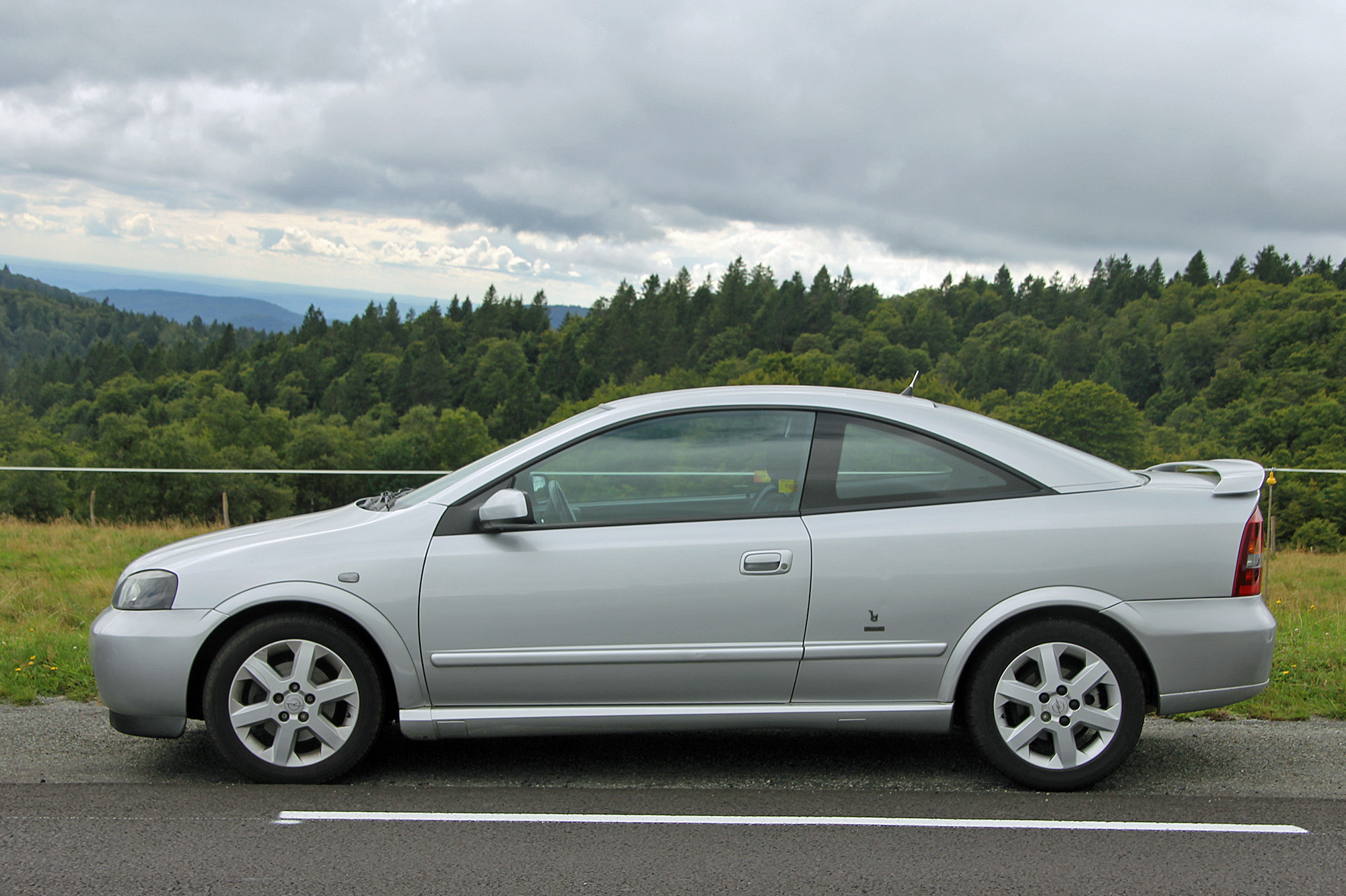 Opel Astra G coupé Bertone