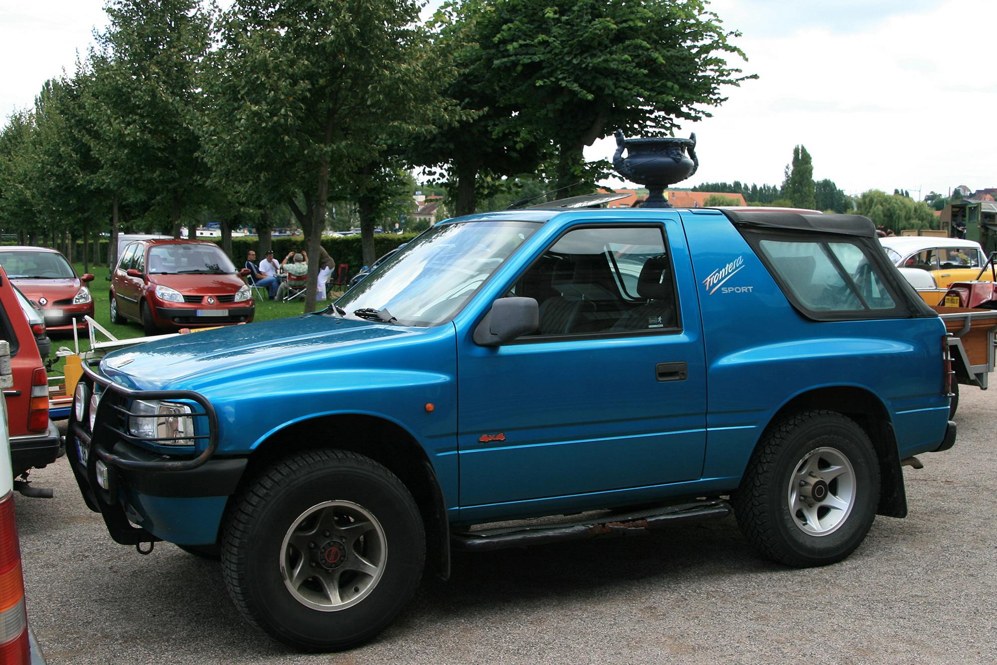 Opel Frontera A
