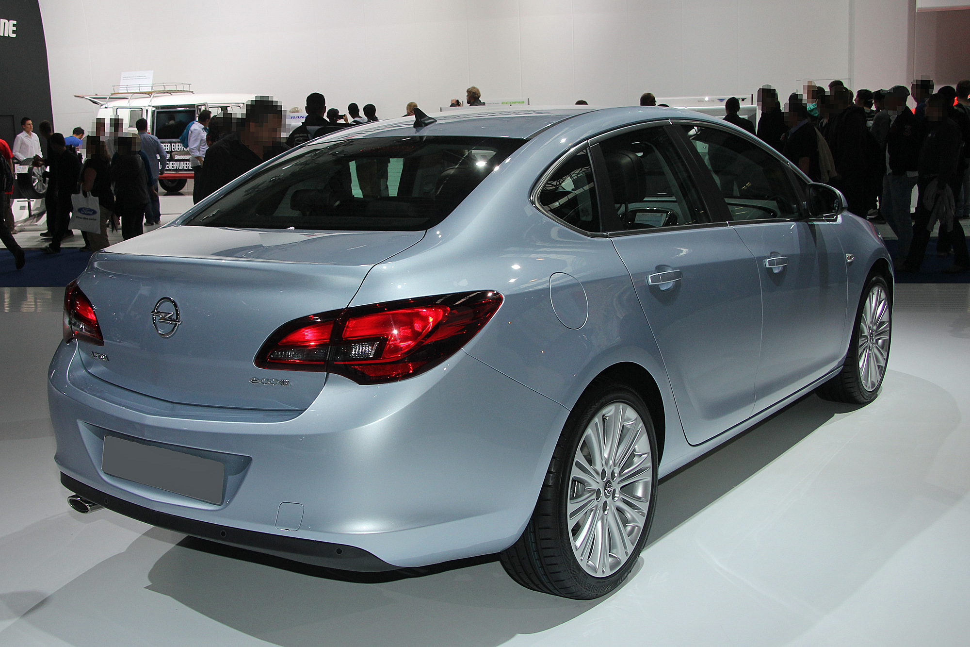 Opel Astra J