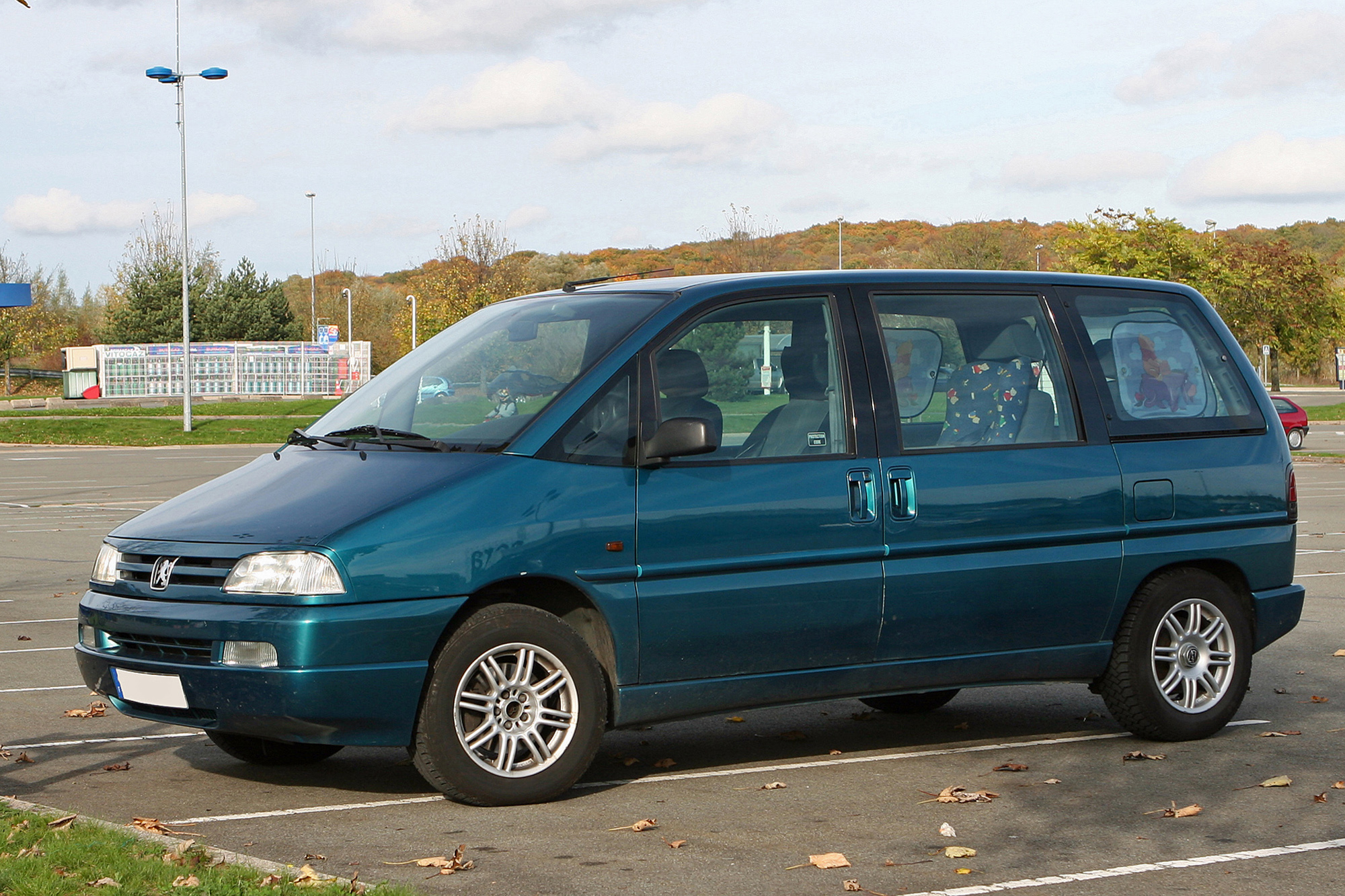 Peugeot 806