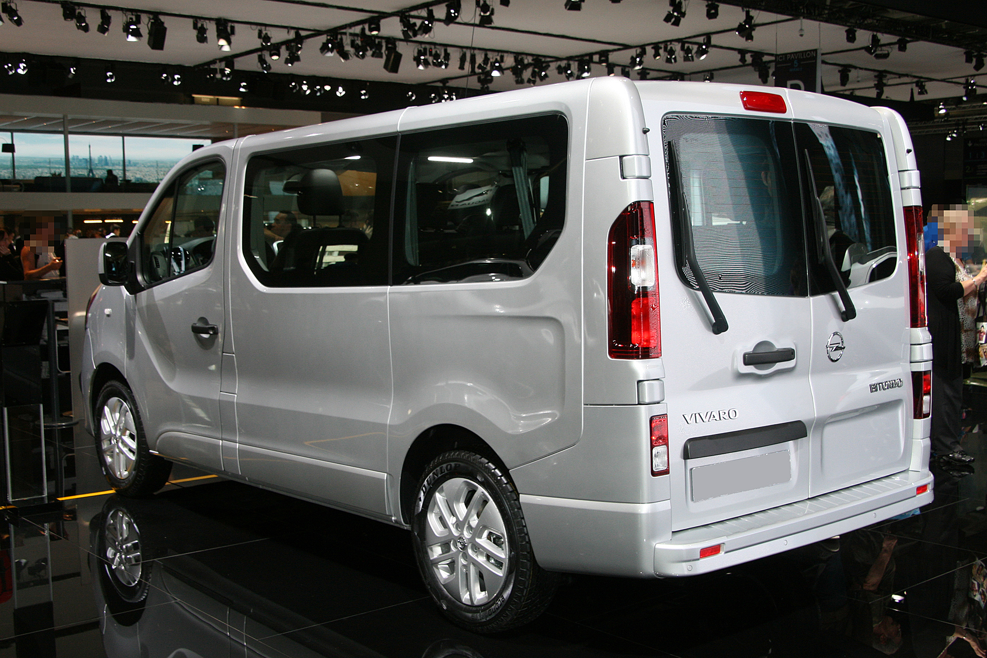 Opel Vivaro 2