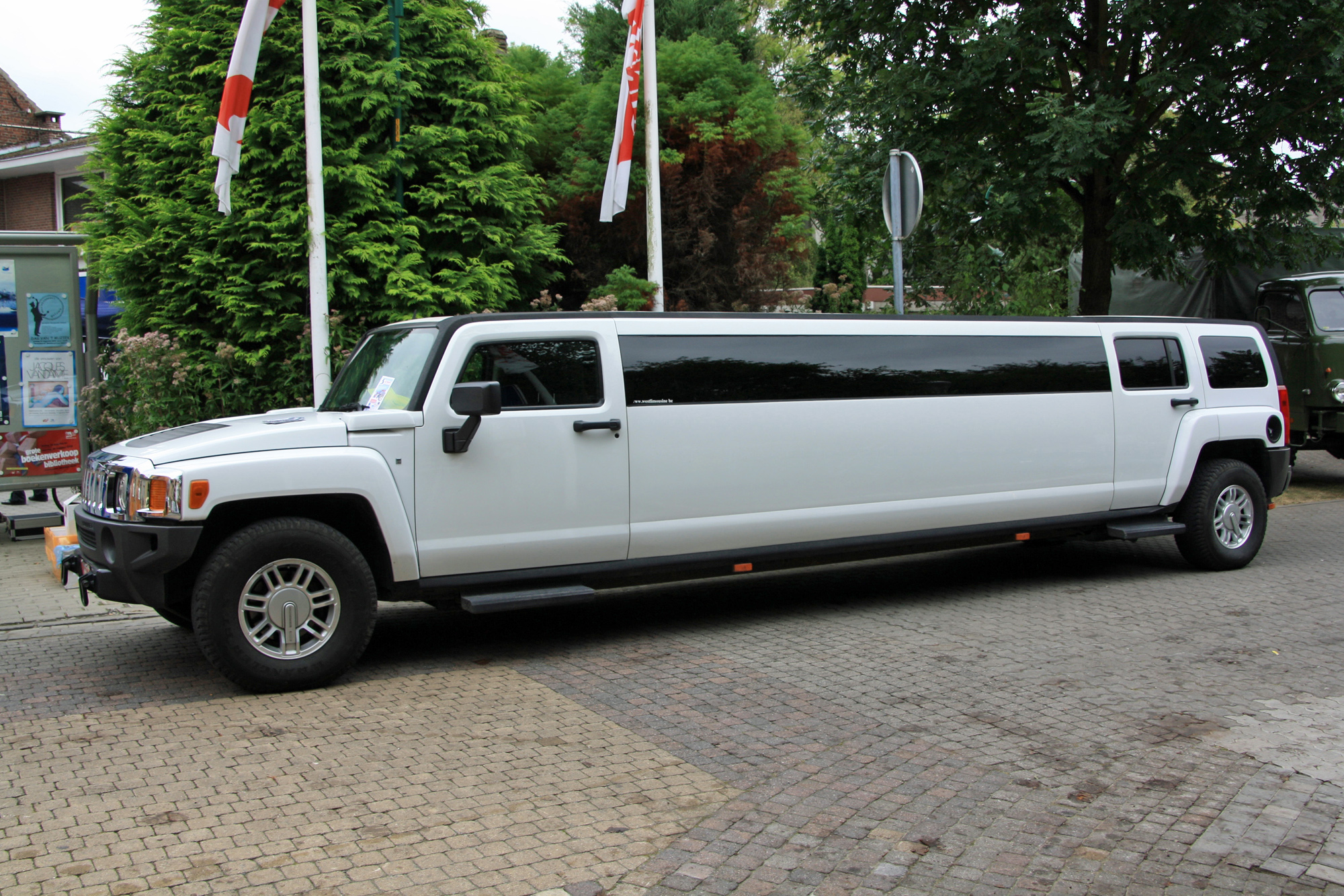 Hummer H3