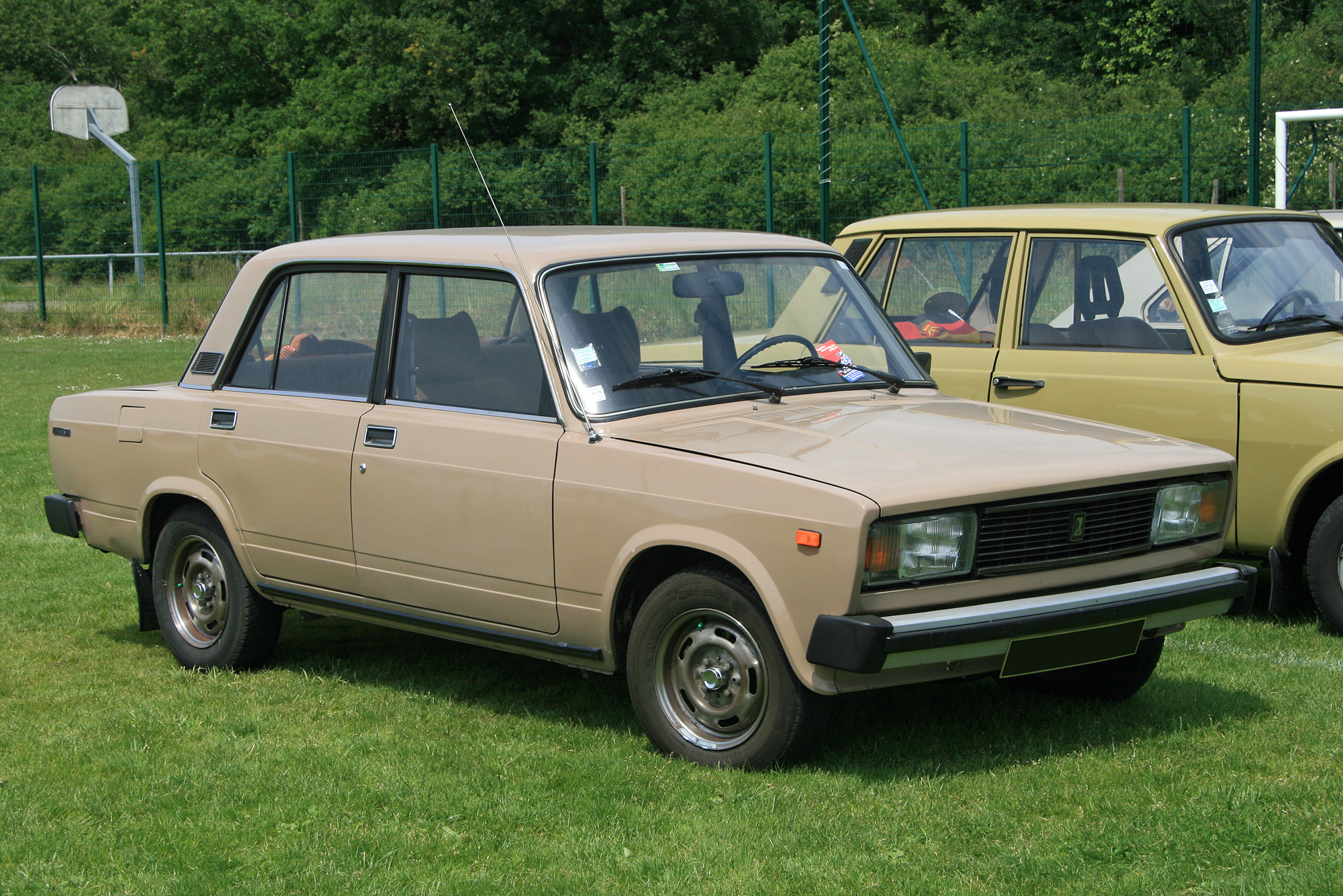 Lada 2105