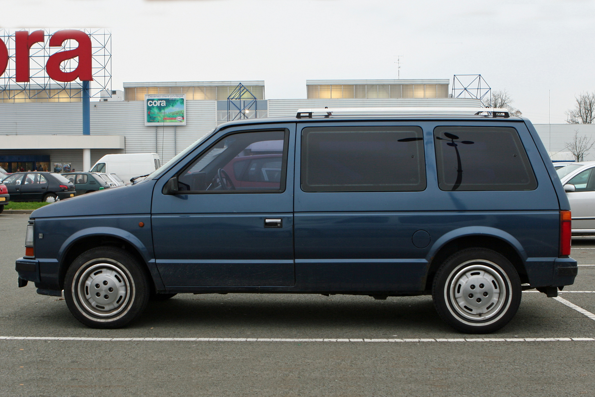 Chrysler Voyager 1