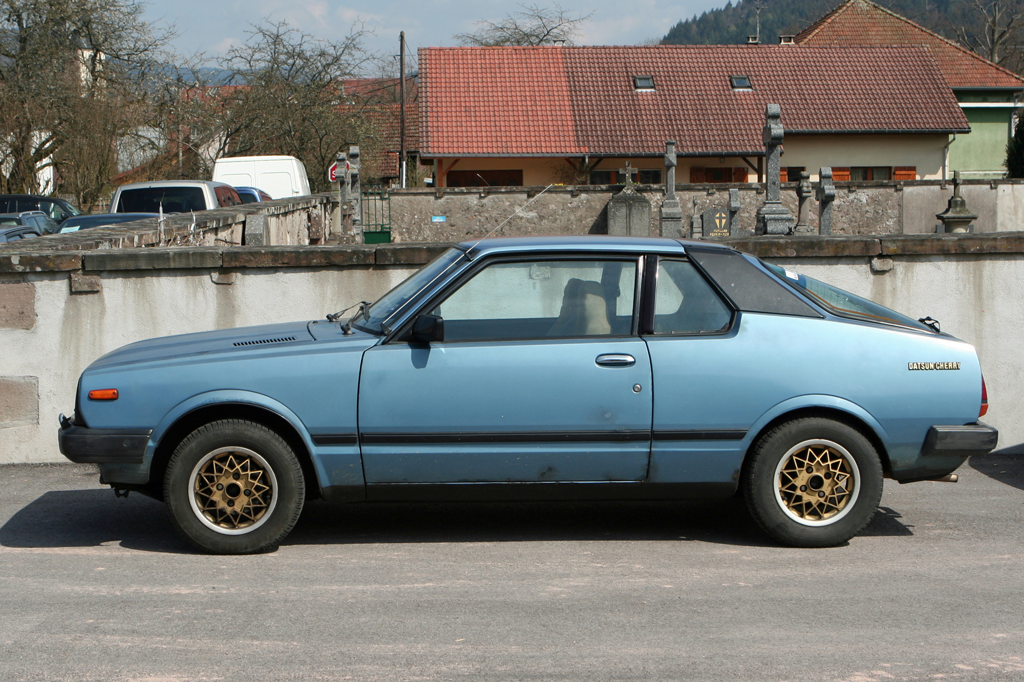 Datsun Cherry N10
