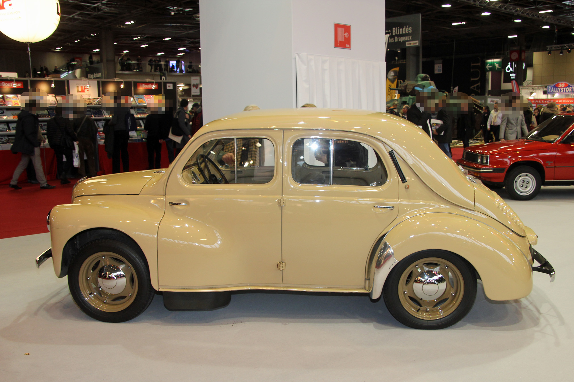 Renault 4CV phase 1