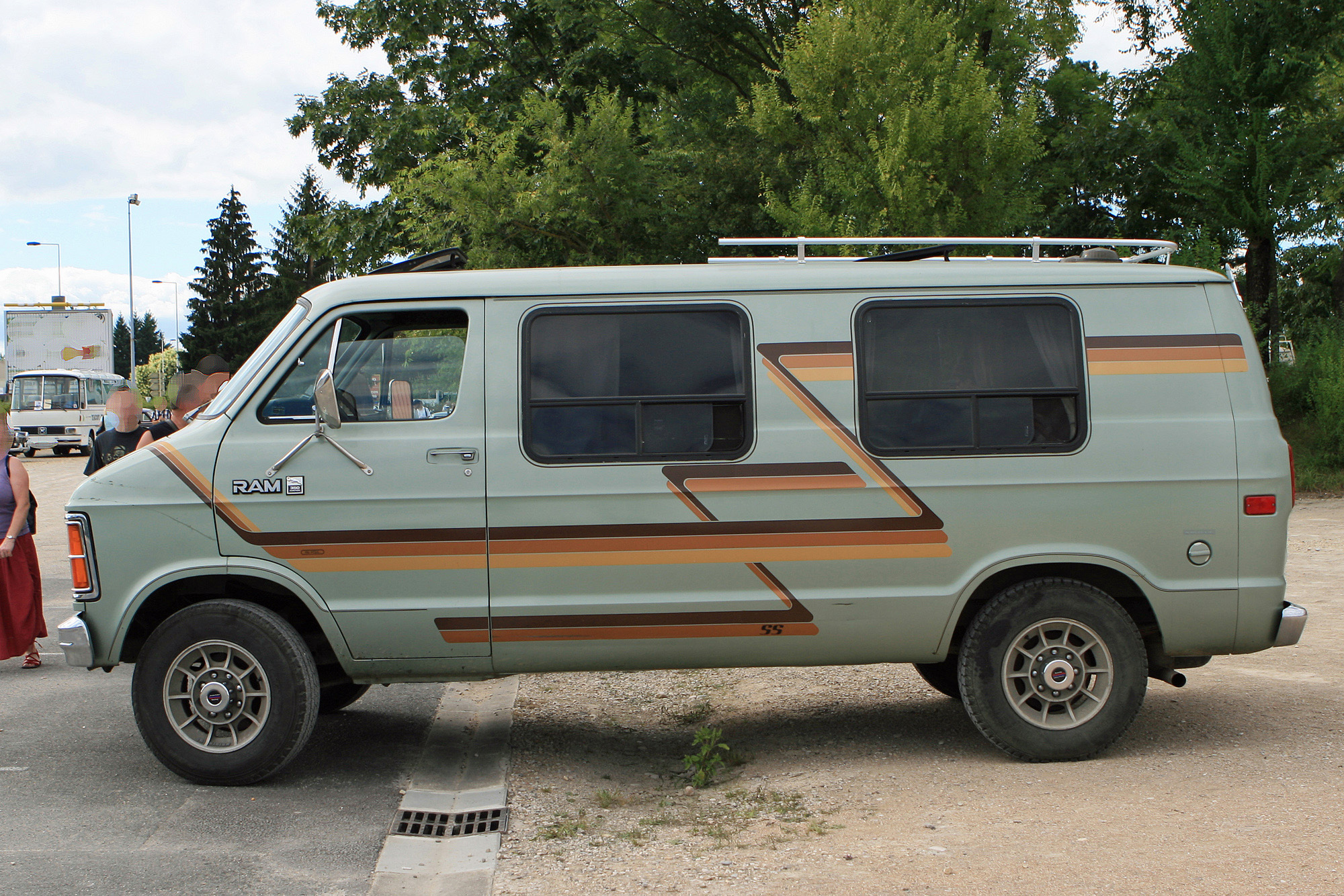 Dodge Ram van