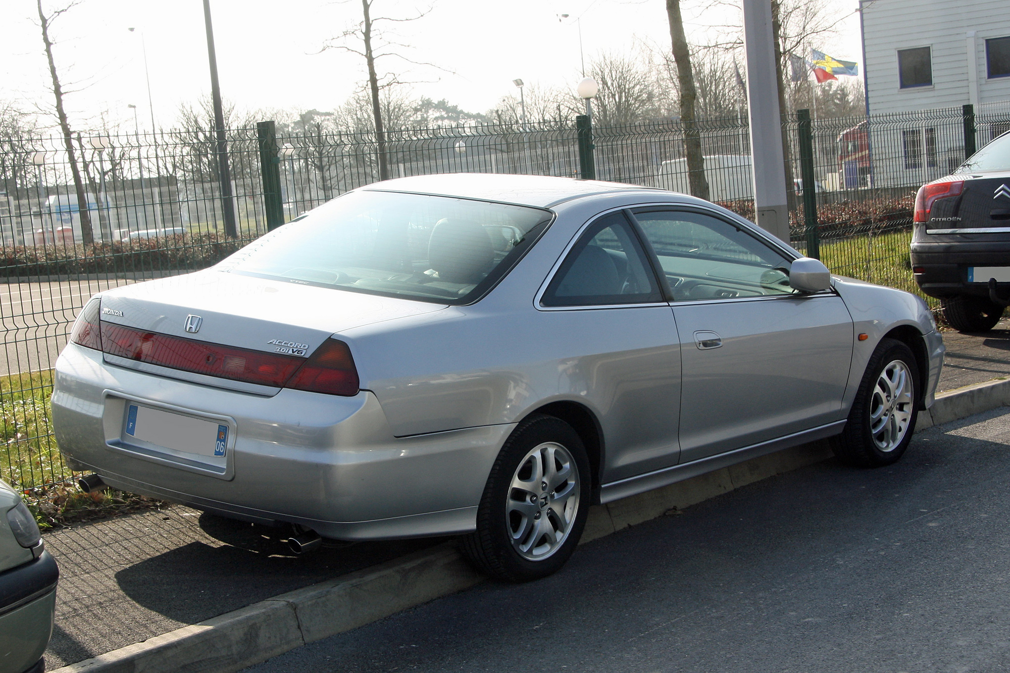 Description du véhicule Honda Accord 6 Encyclopédie