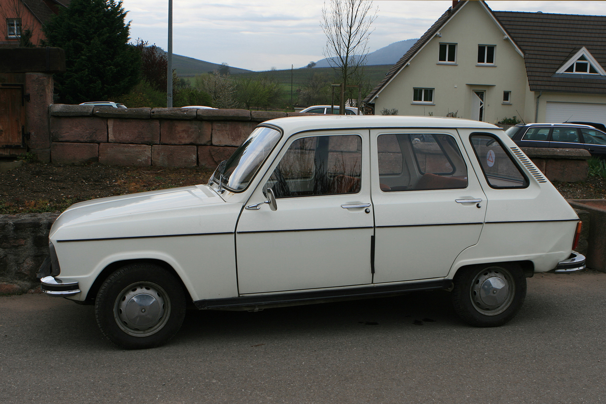 Renault 6 phase 2