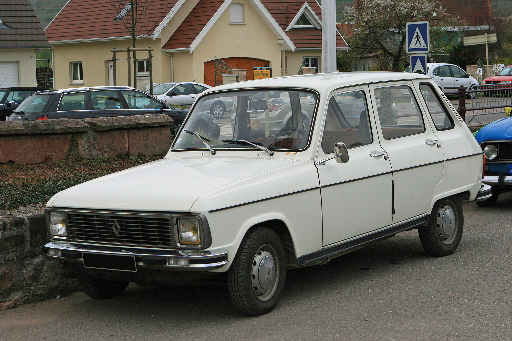 Renault 6 phase 2