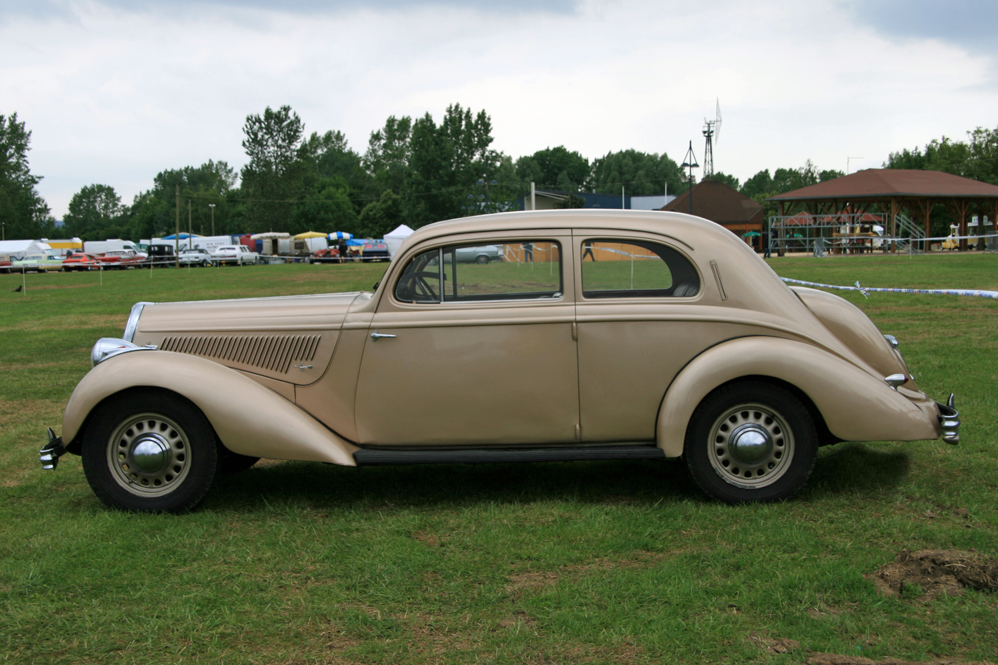 Hotchkiss 686