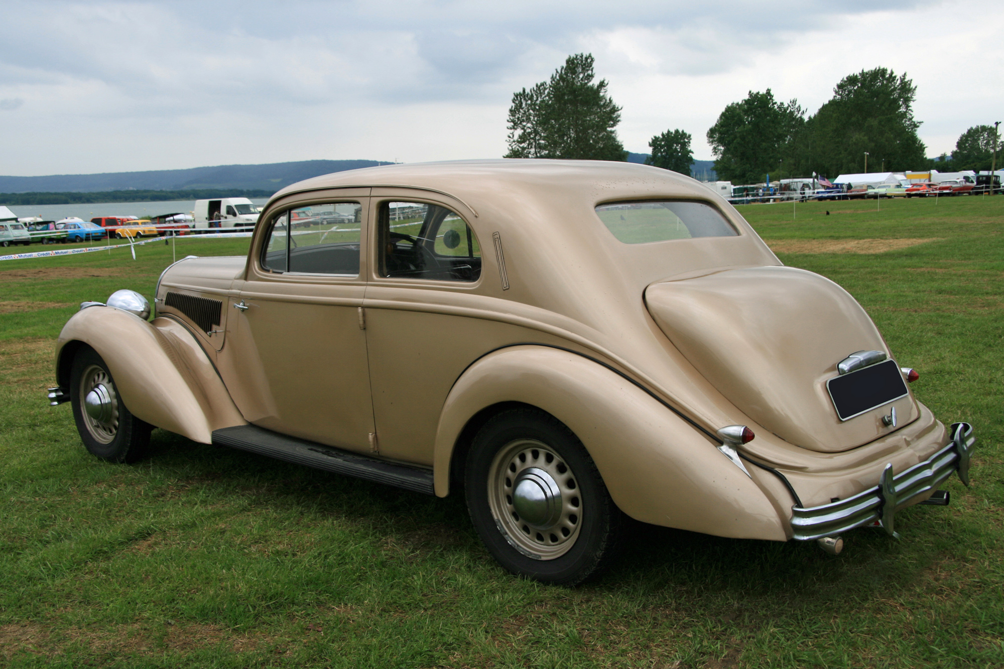 Hotchkiss 686