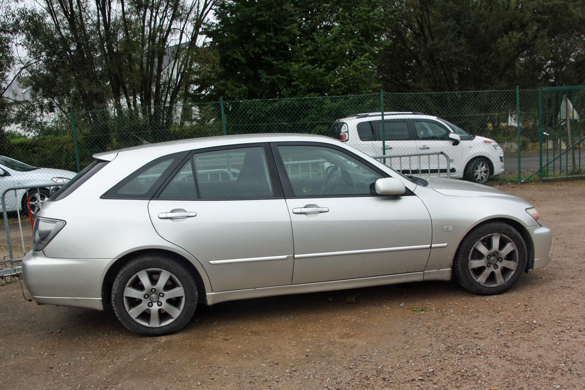Description du véhicule Lexus IS 1 sportcross Encyclopédie automobile Description du véhicule Lexus IS 1 sportcross Encyclopédie automobile