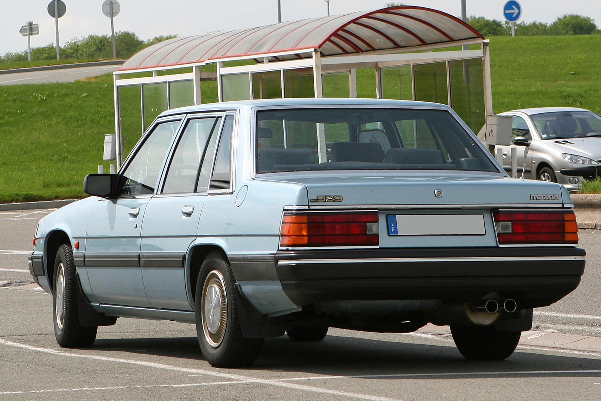 Mazda 929 3
