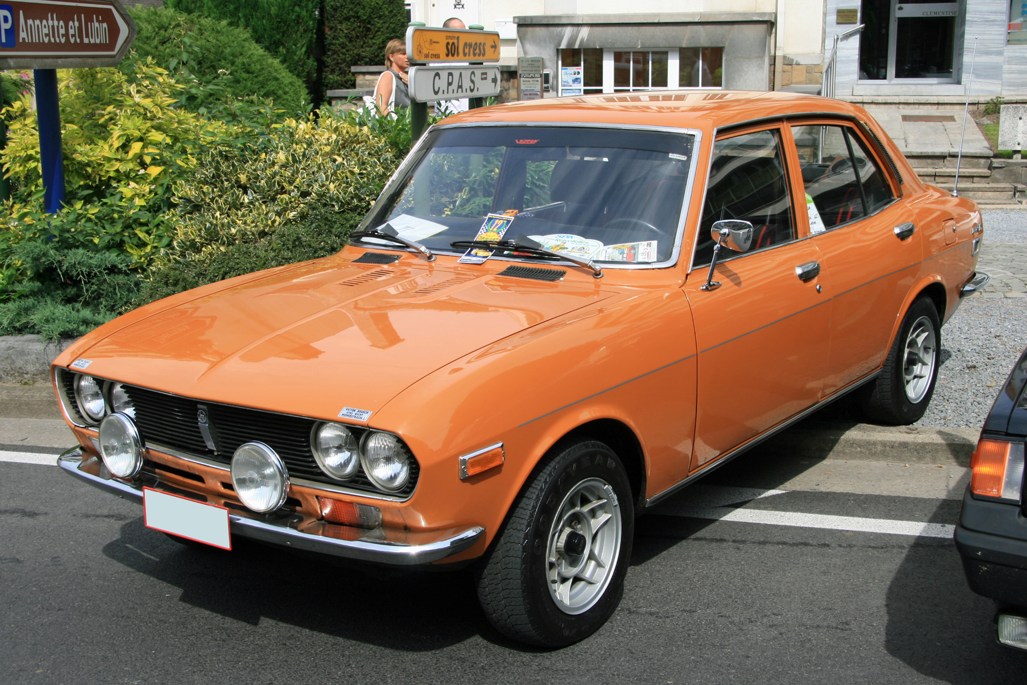 Mazda 616