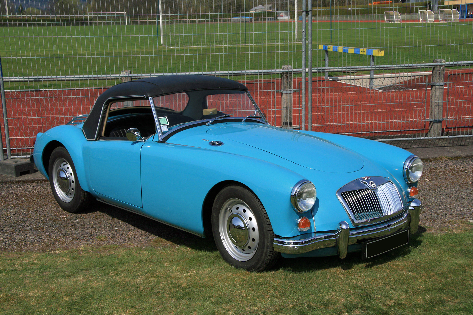 MG MGA