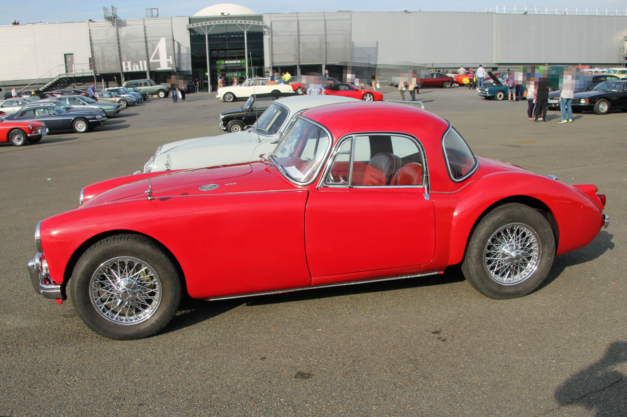 MG MGA