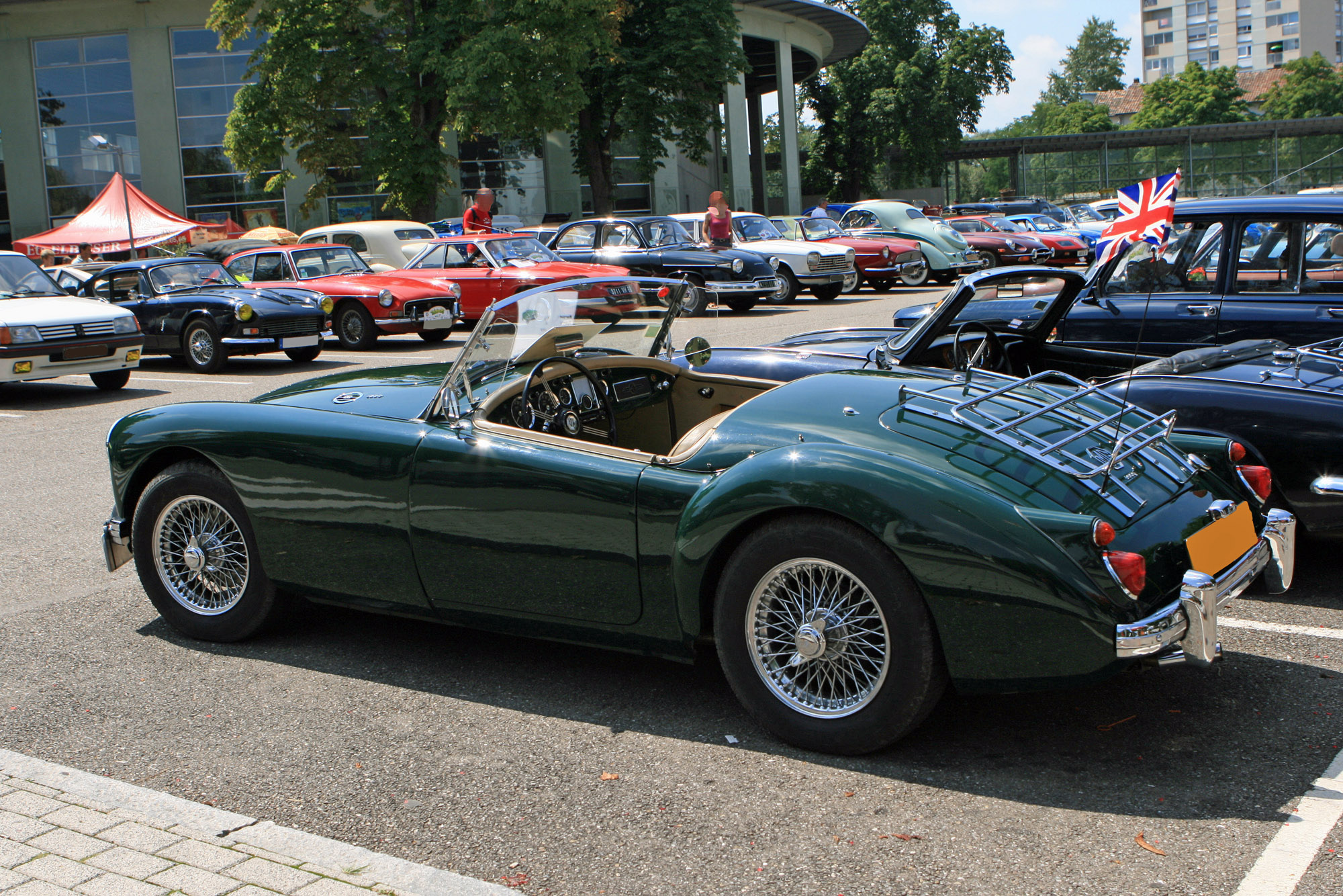 MG MGA