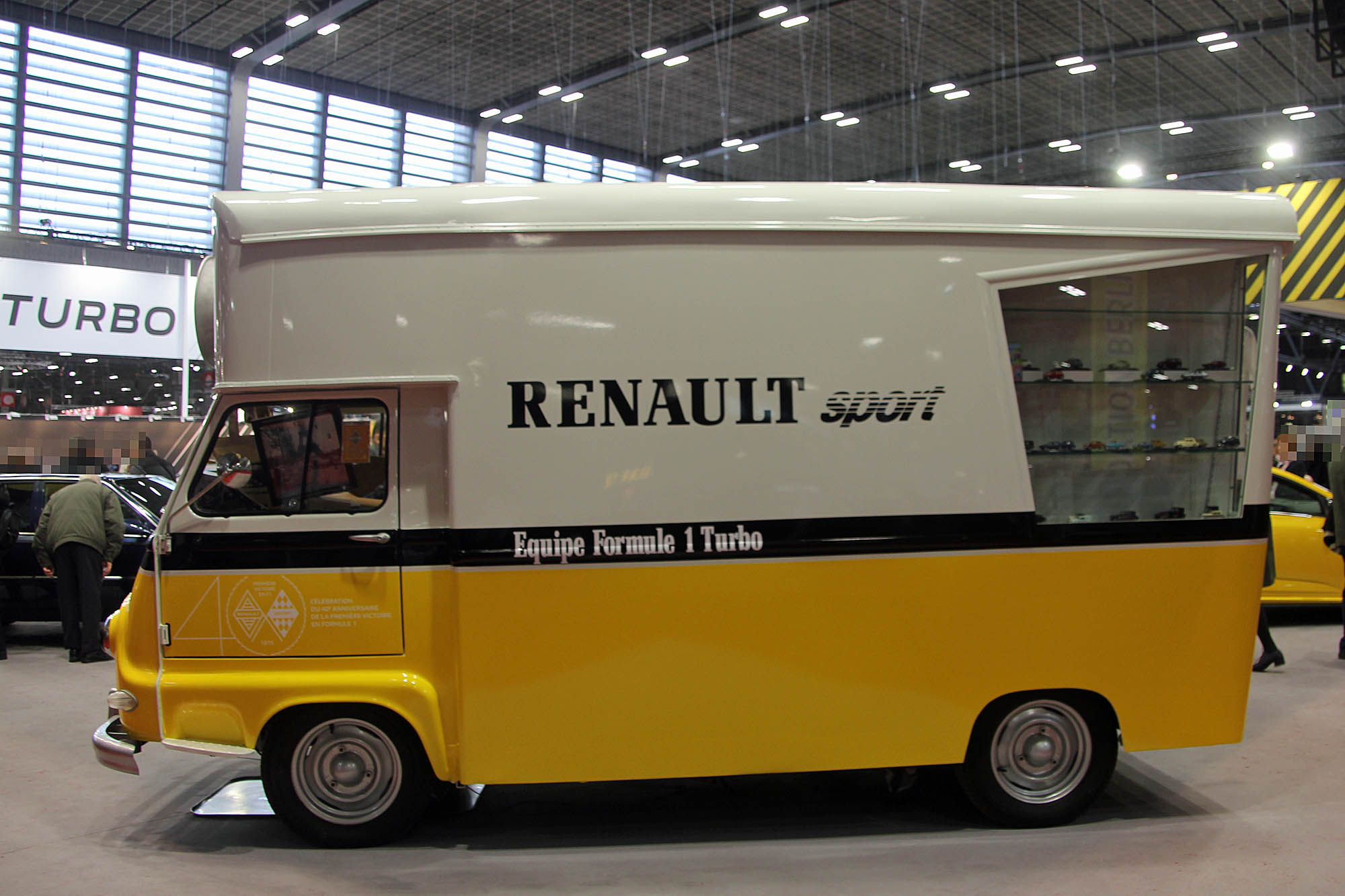 Renault Estafette 1