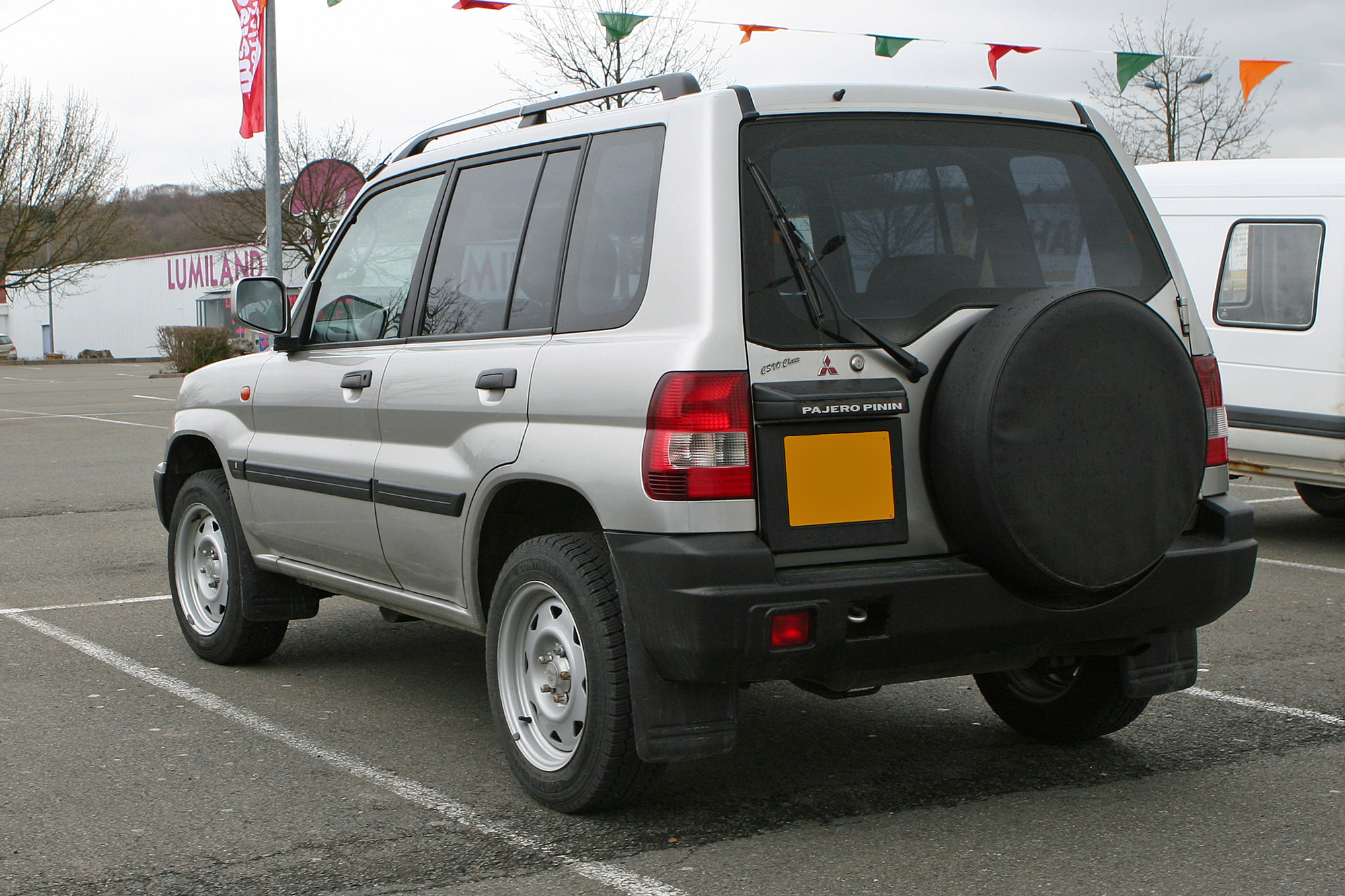 Description du véhicule Mitsubishi Pajero pinin Encyclopédie automobile Encyclautomobile.fr