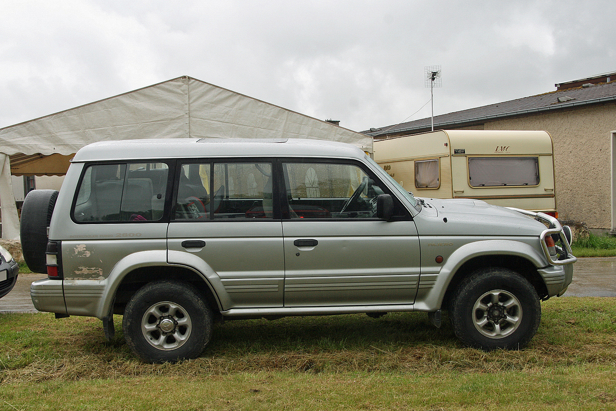 Description du véhicule Mitsubishi Pajero 2 Encyclopédie automobile Encyclautomobile.fr