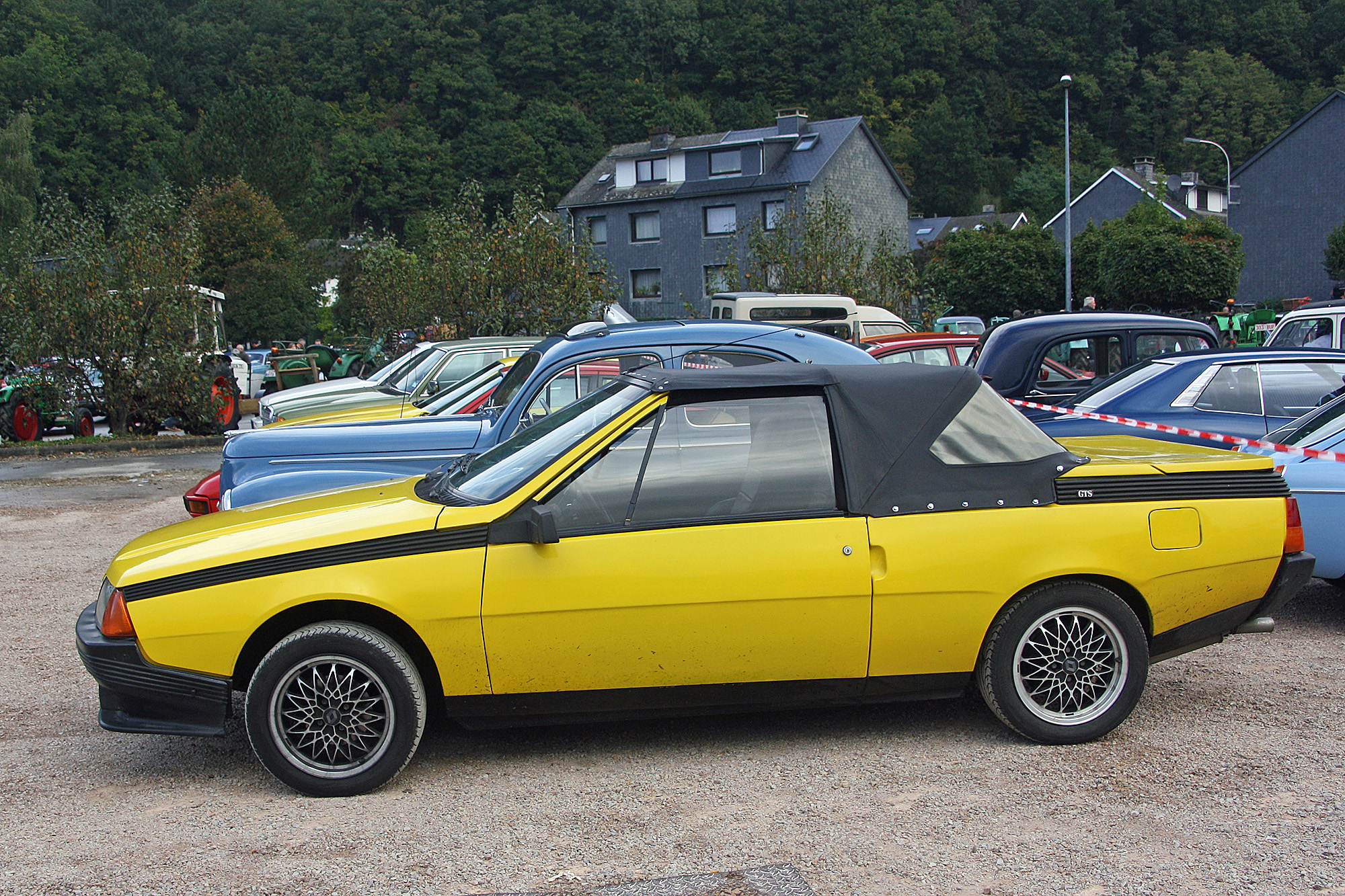 Description du véhicule Renault Fuego Encyclopédie