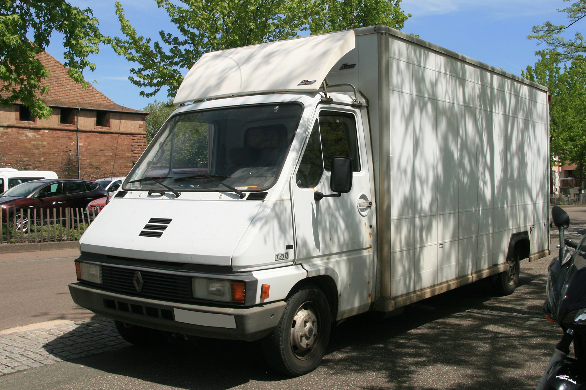 Description du véhicule Renault Master 1 Encyclopédie