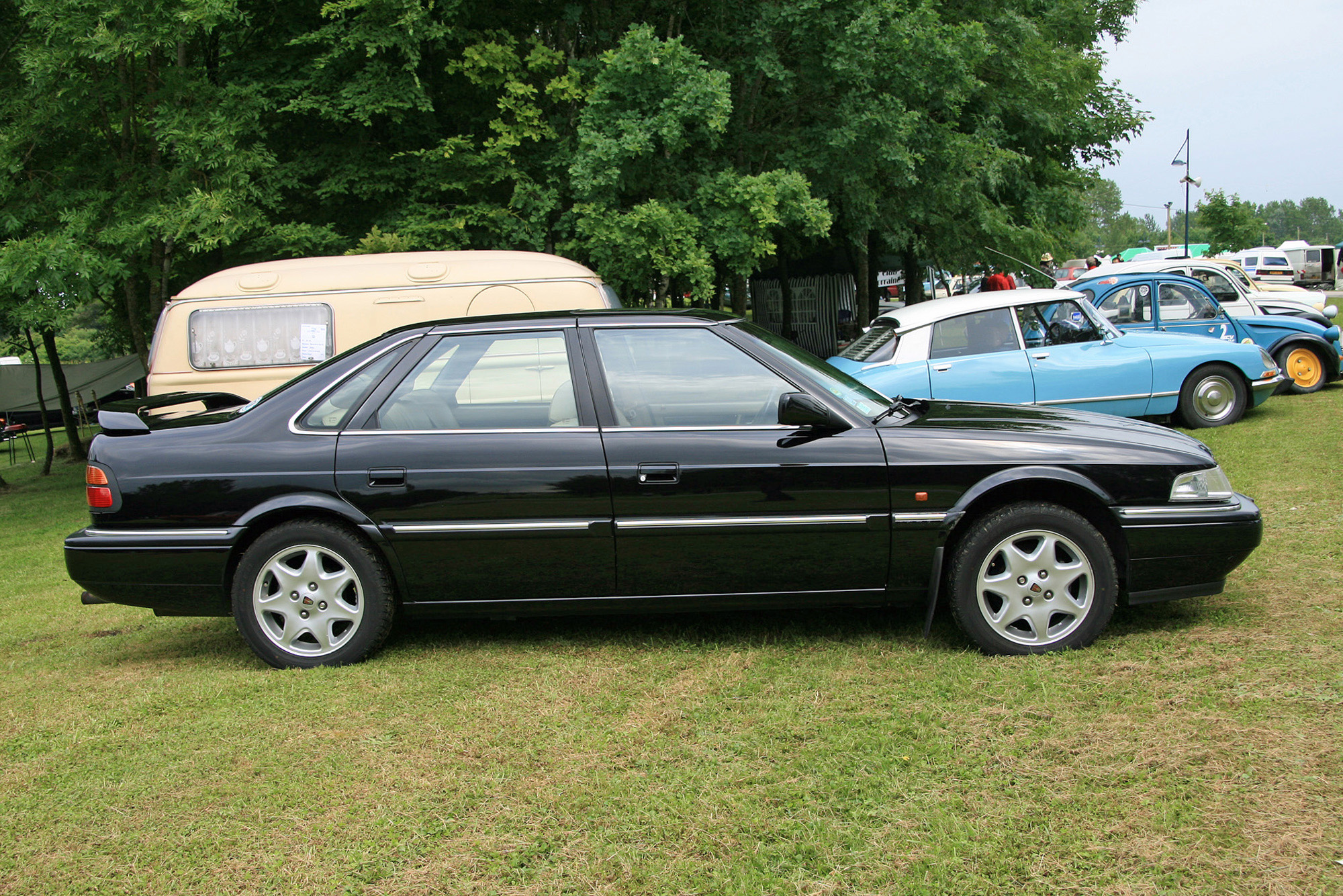 Rover 820