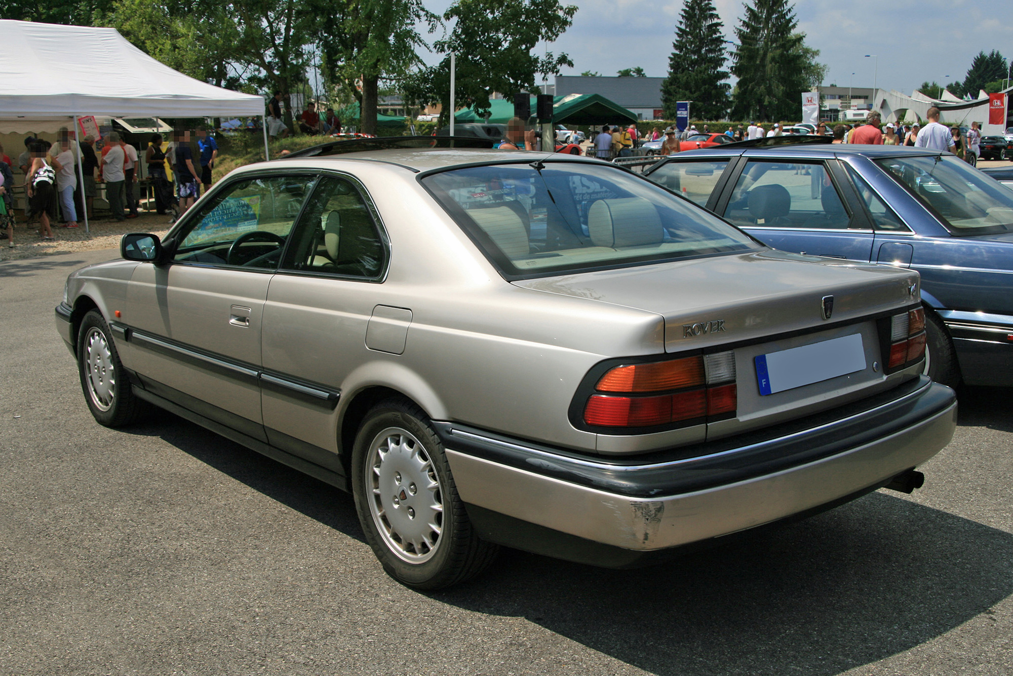 Rover 827